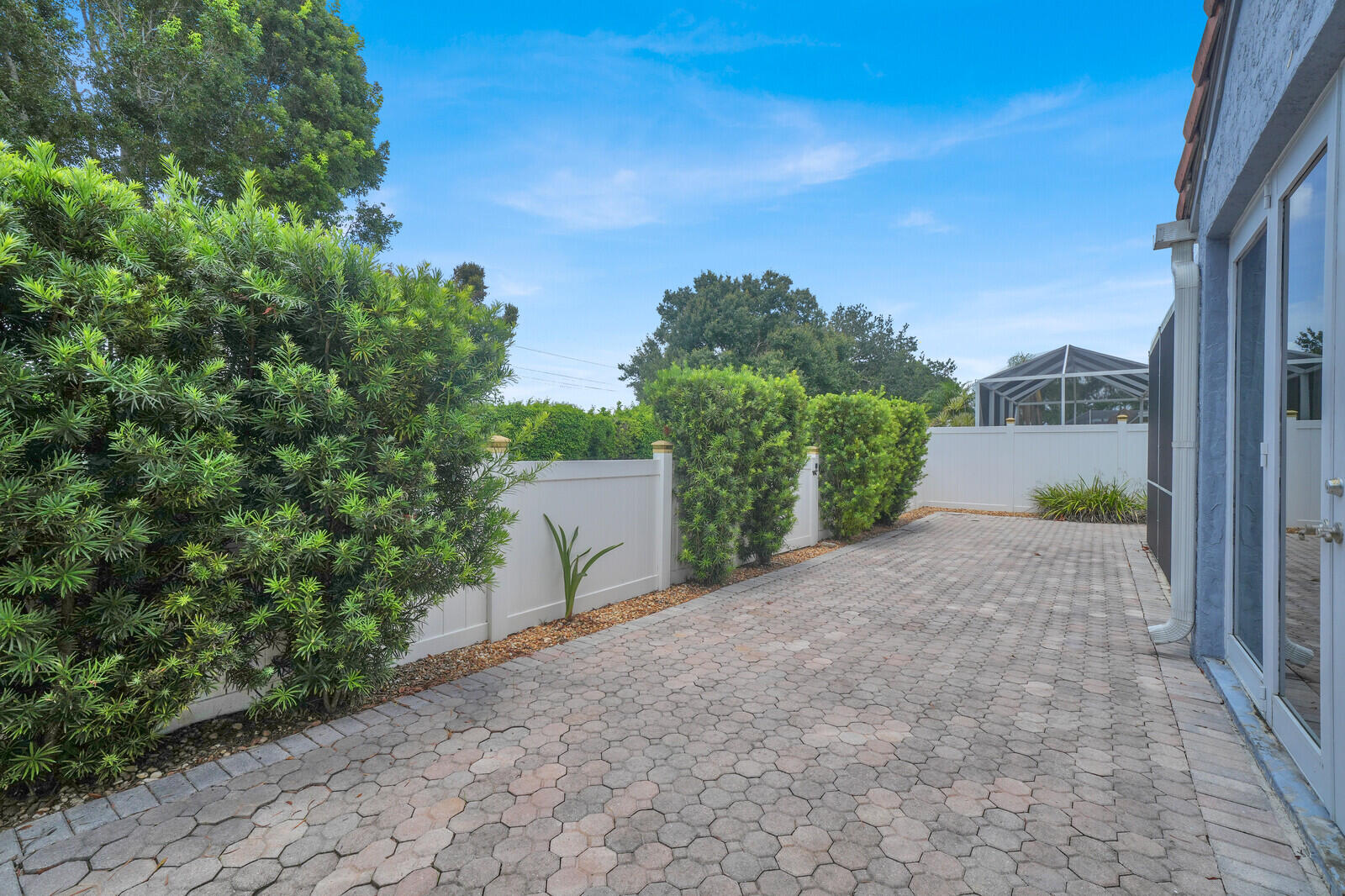18453 OLD PRINCETON Lane