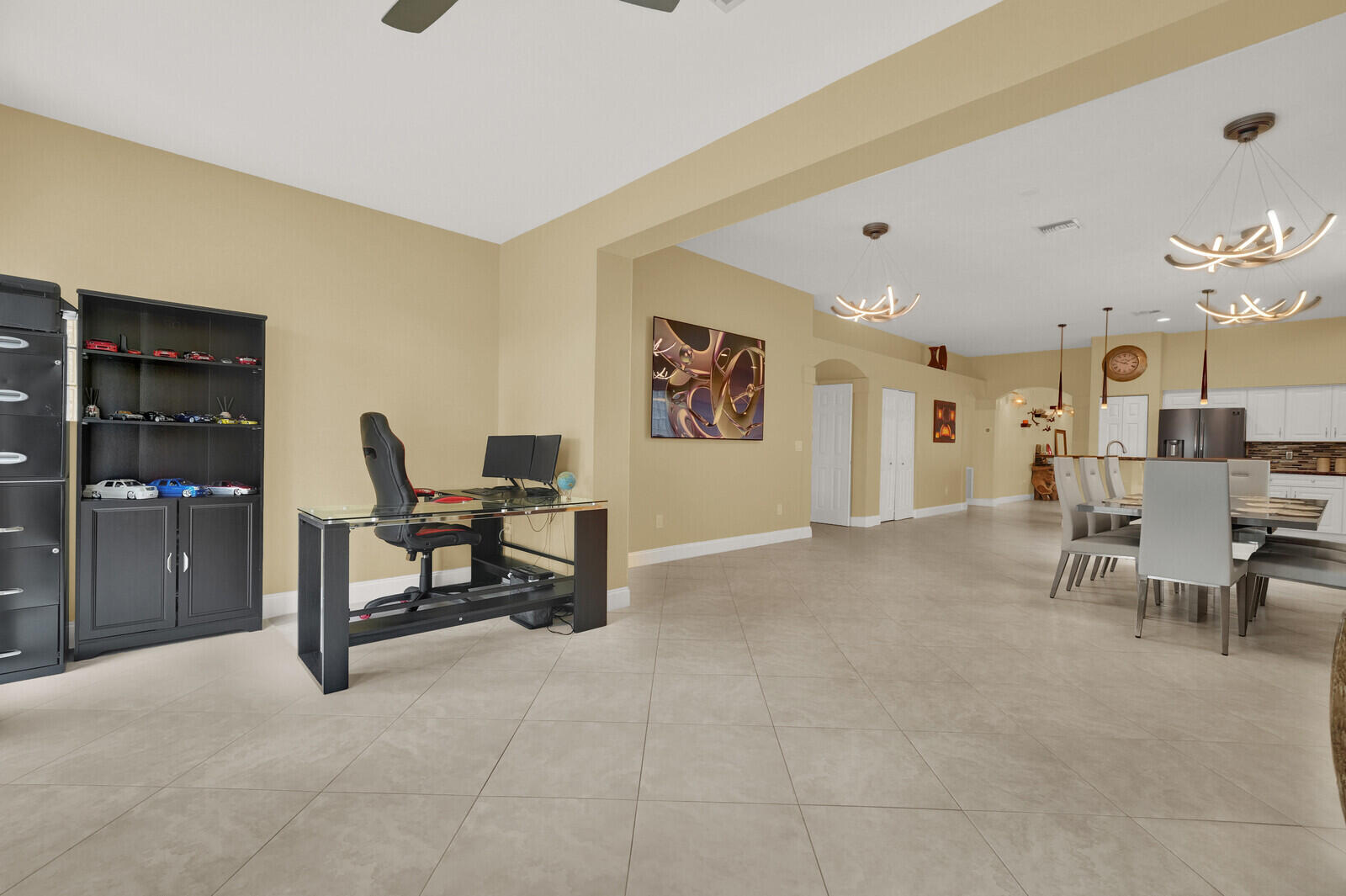 18453 OLD PRINCETON Lane