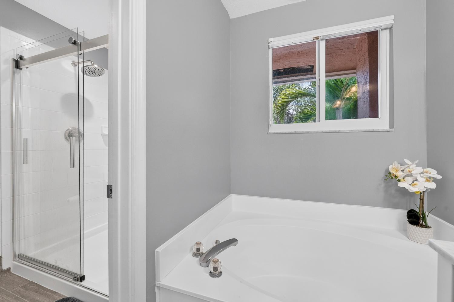12522 NW 57th Court