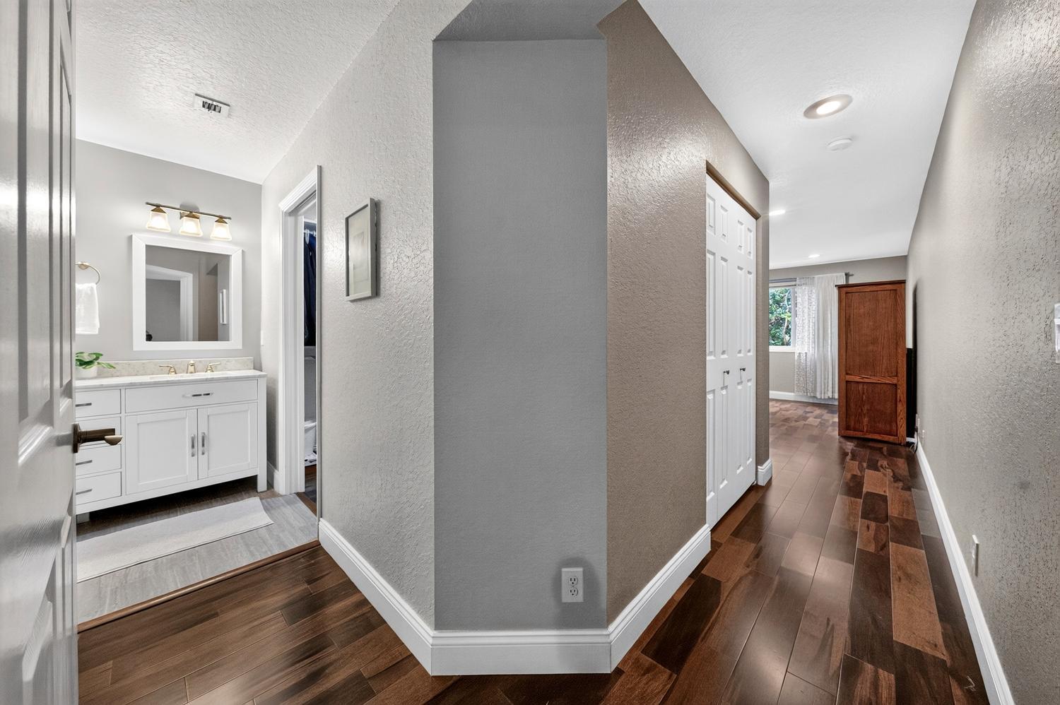 12522 NW 57th Court