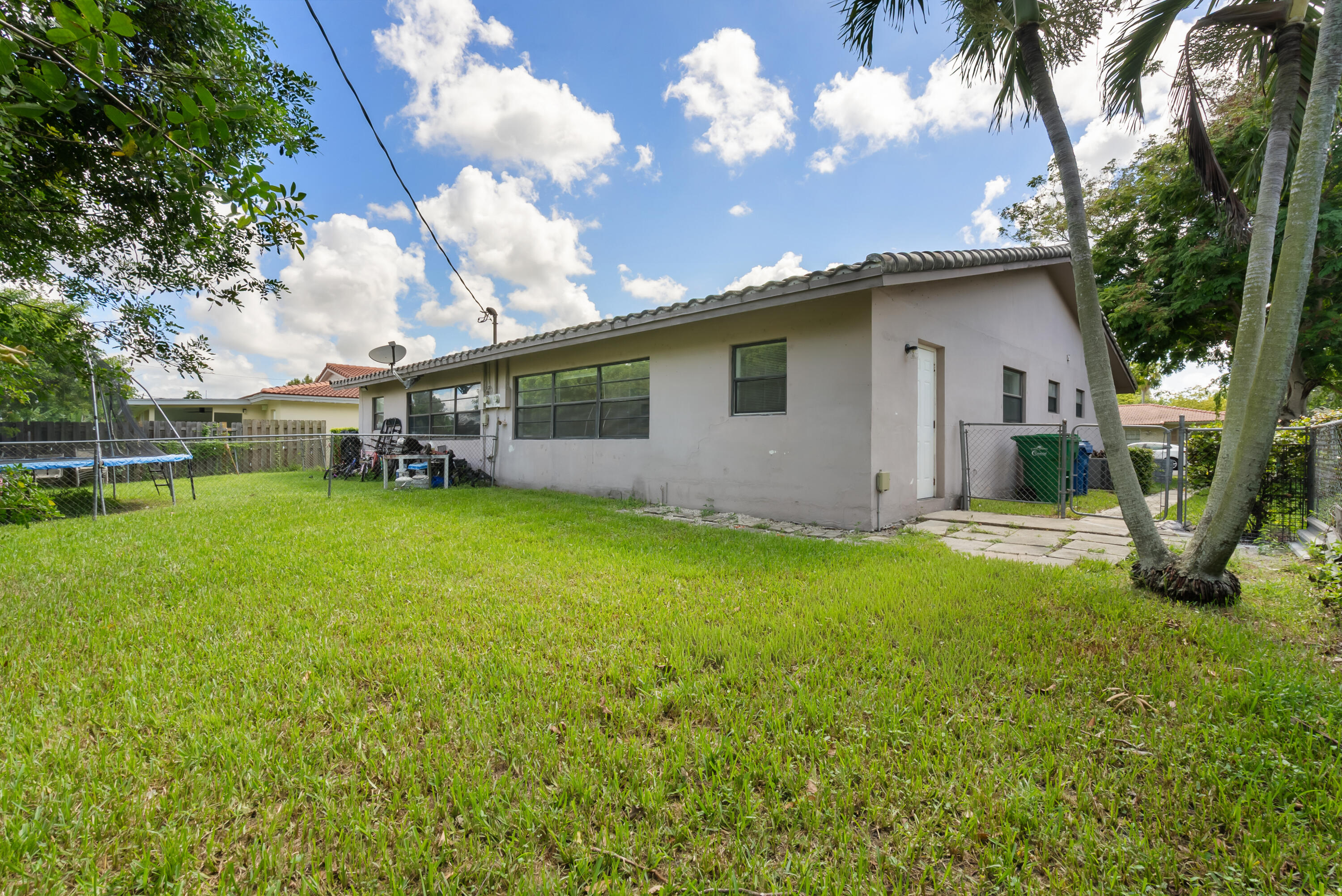 4108 NW 79th Avenue 1