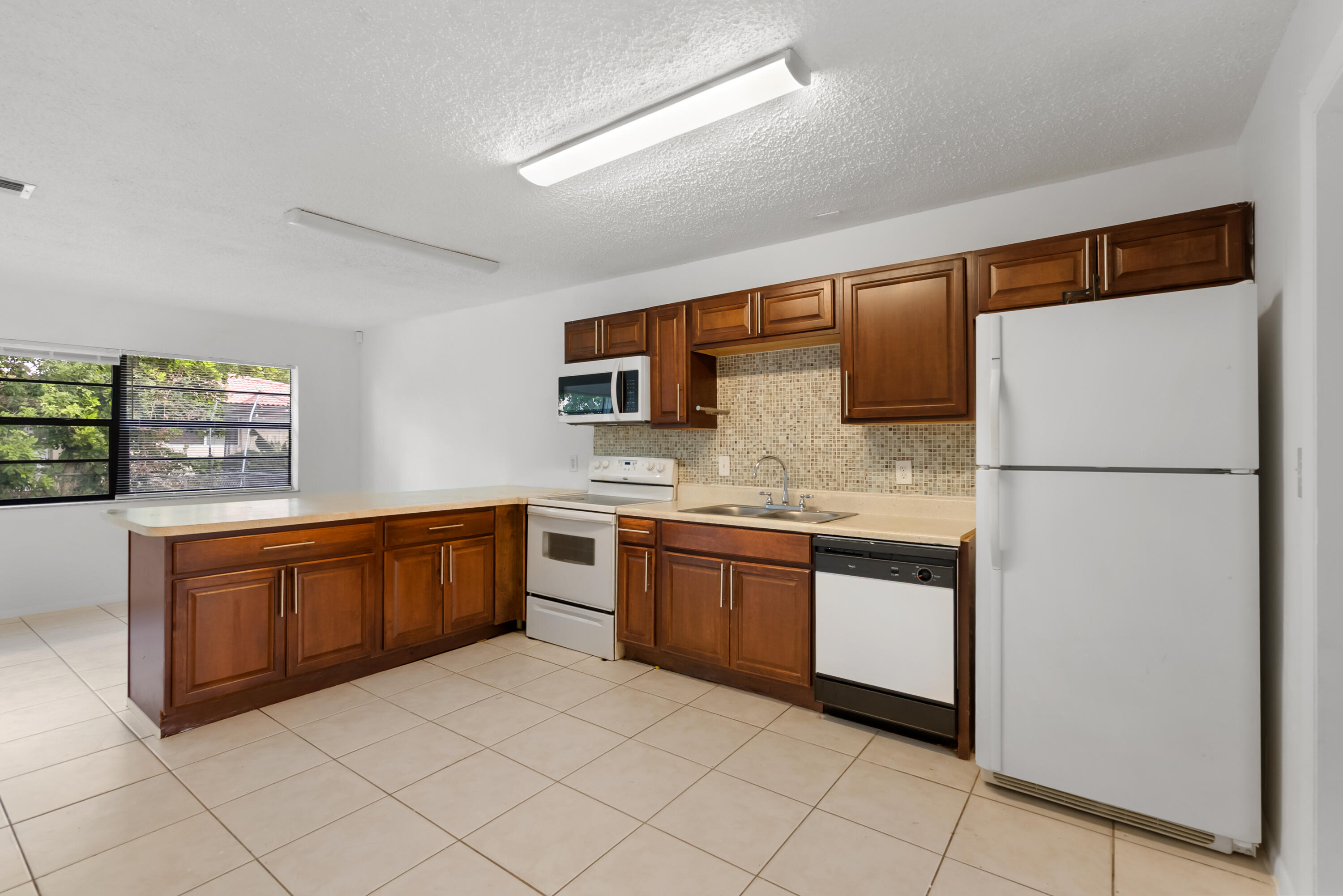 4108 NW 79th Avenue 1