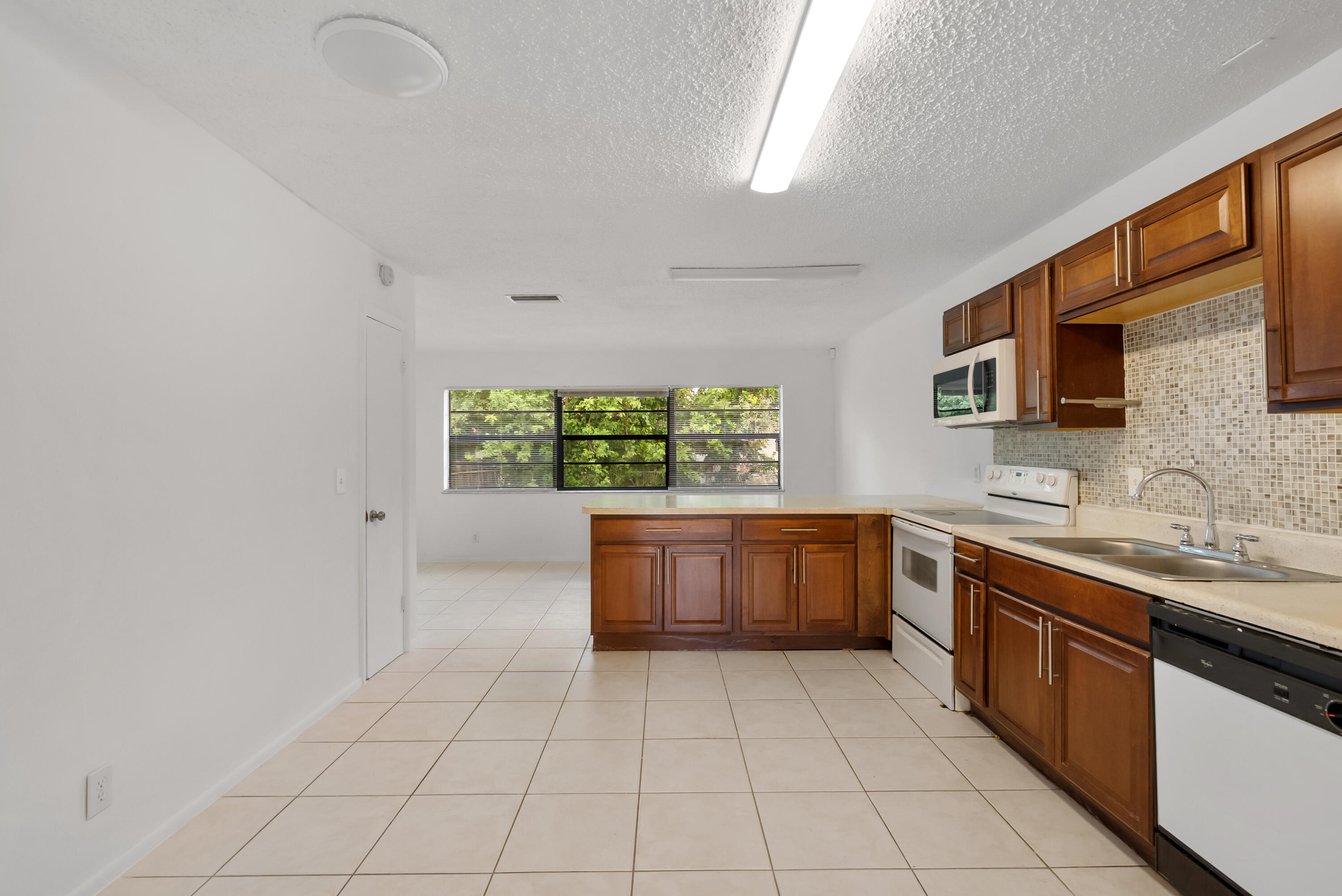 4108 NW 79th Avenue 1