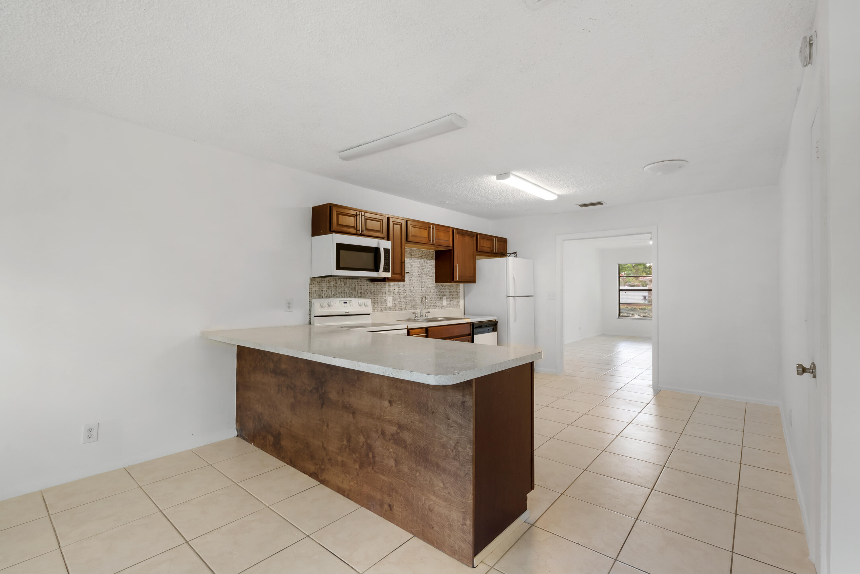 4108 NW 79th Avenue 1