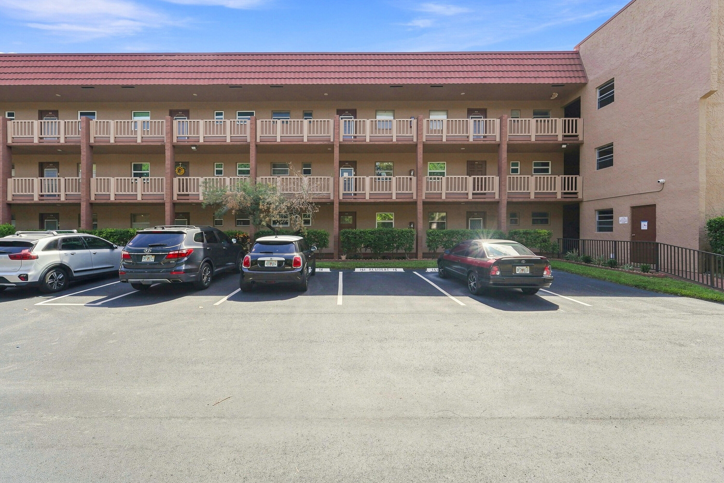 9801 Sunrise Lakes Boulevard Unit: 208