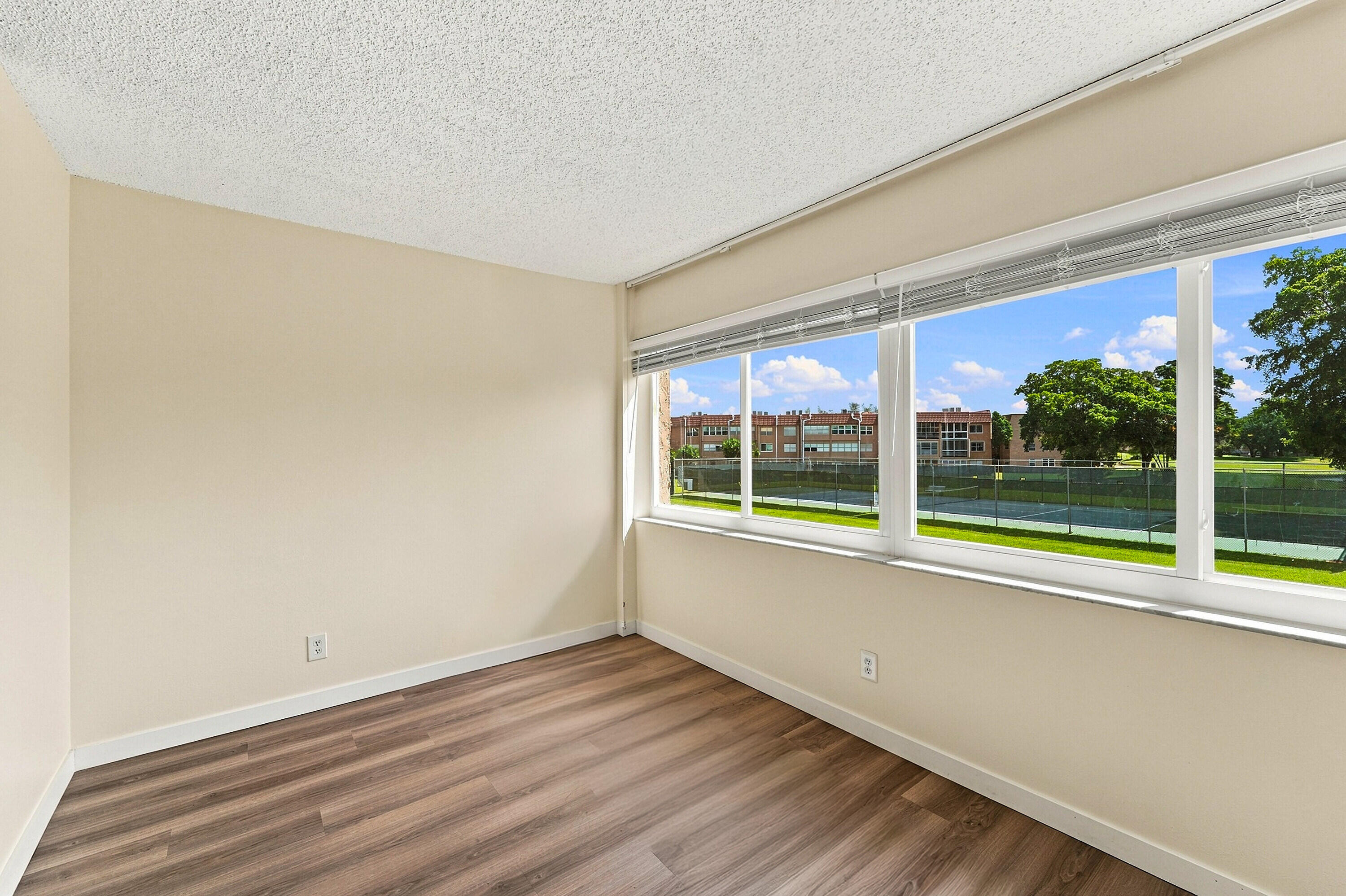 9801 Sunrise Lakes Boulevard Unit: 208