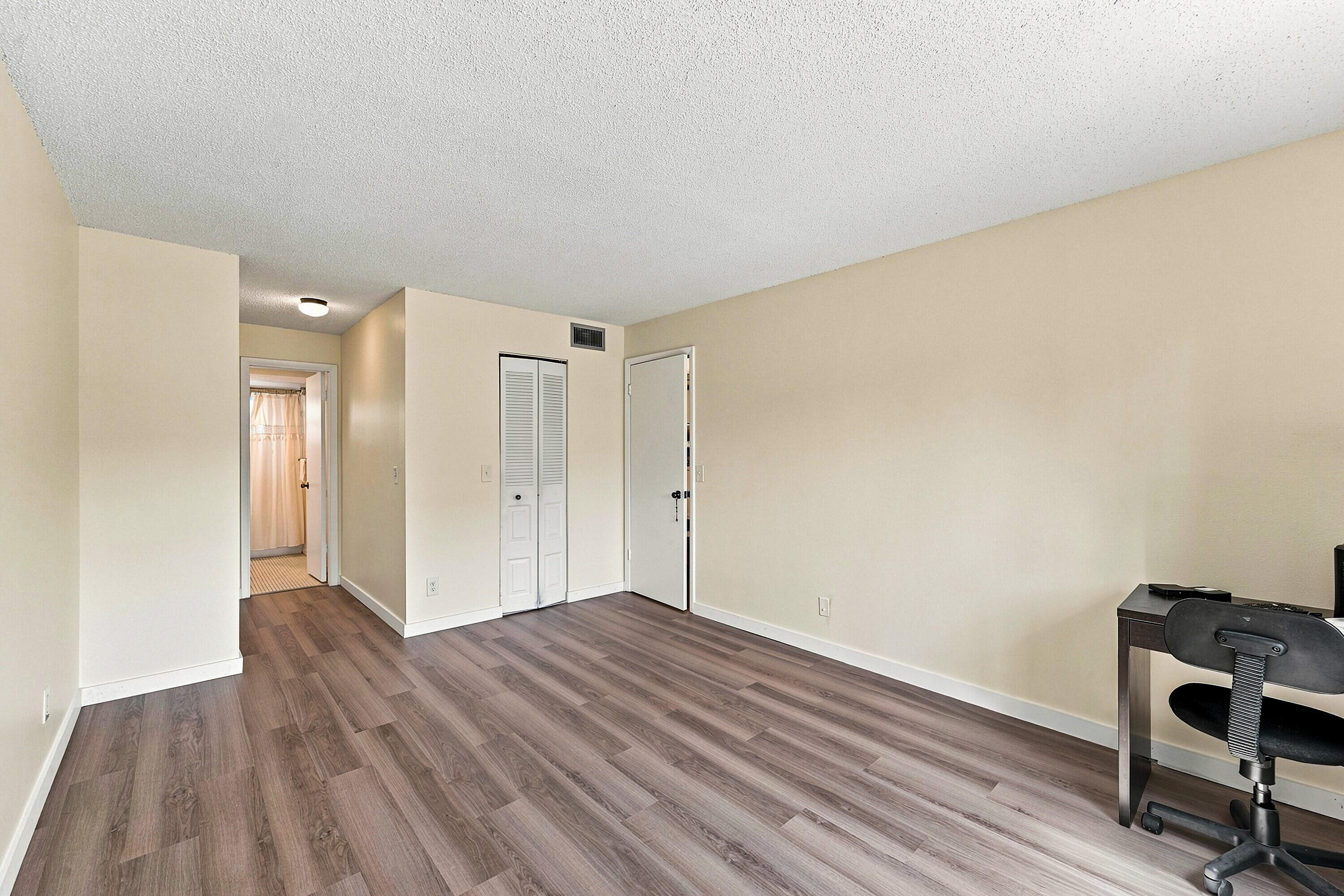 9801 Sunrise Lakes Boulevard Unit: 208