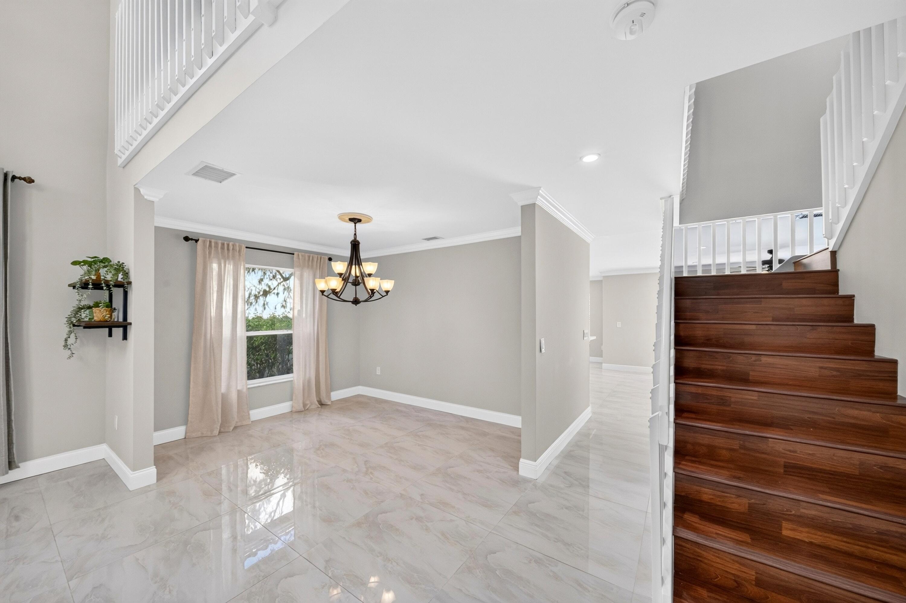 6765 NW 75th Place