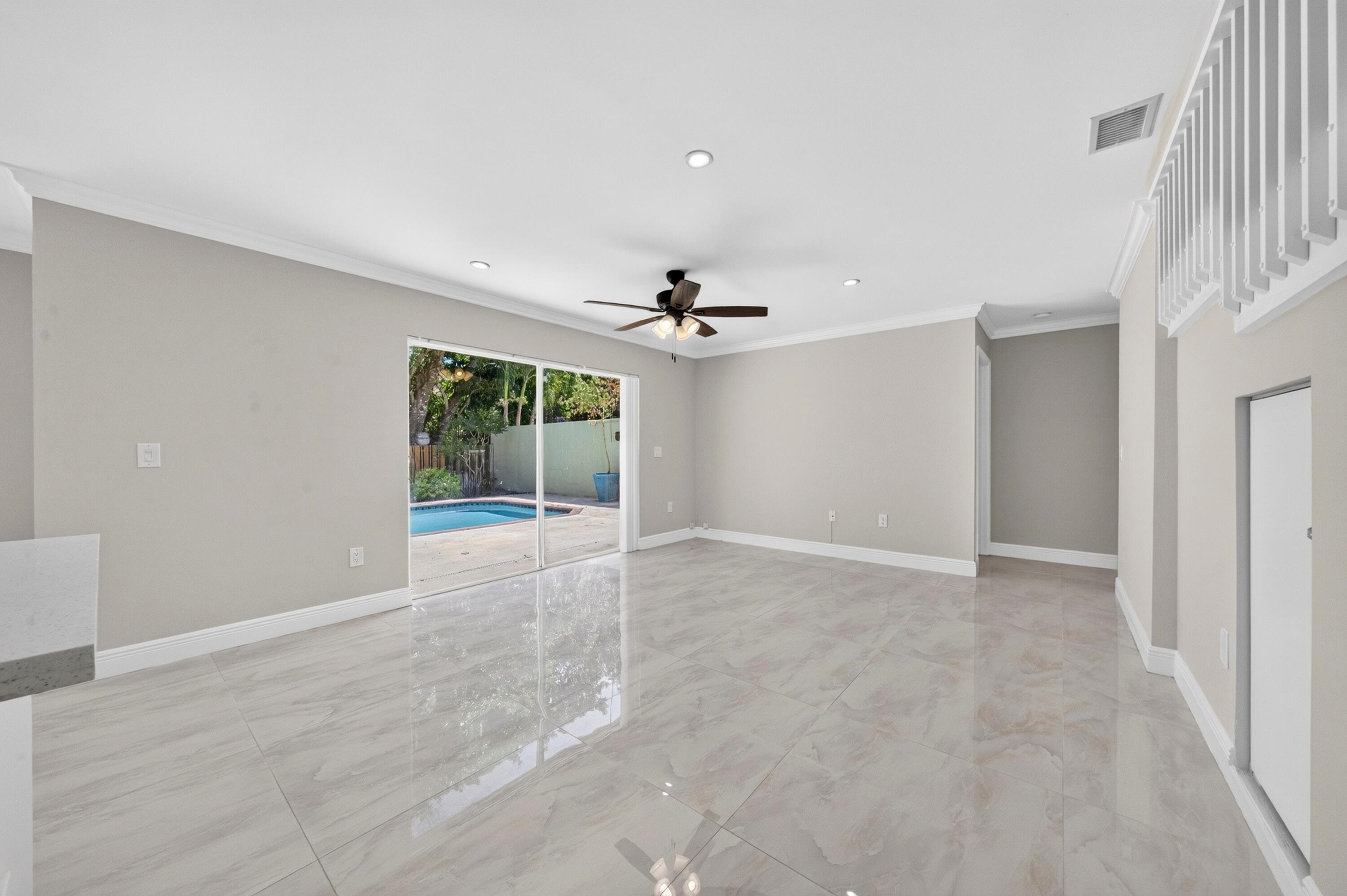 6765 NW 75th Place