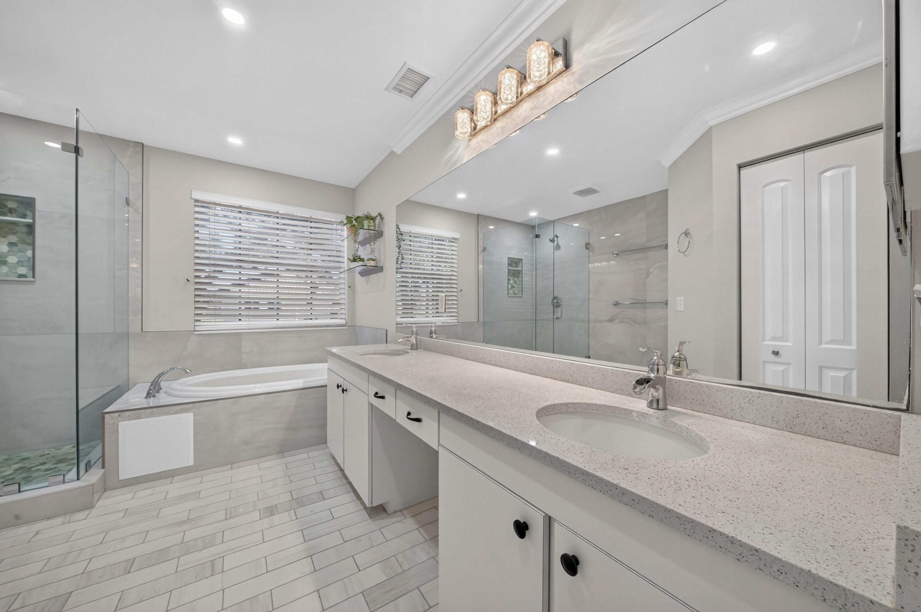 6765 NW 75th Place