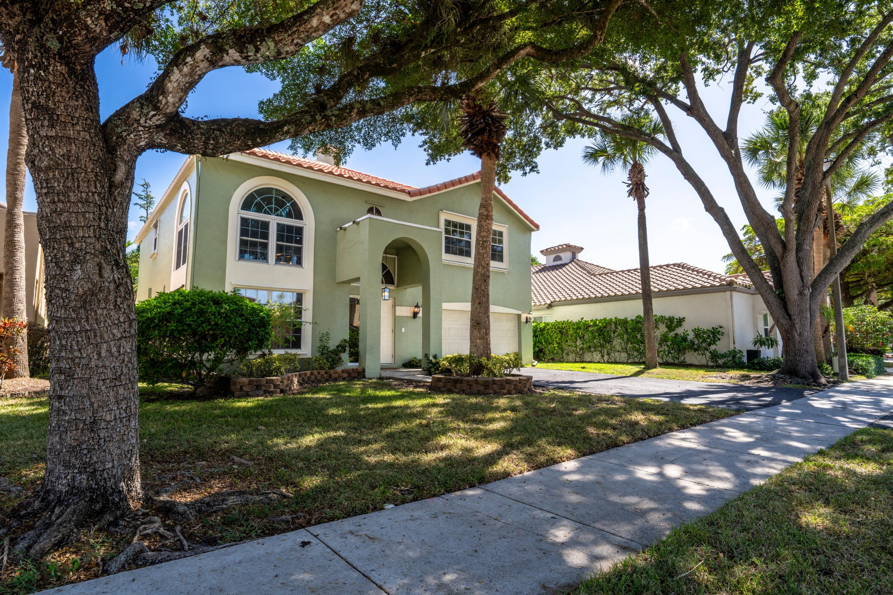 6765 NW 75th Place