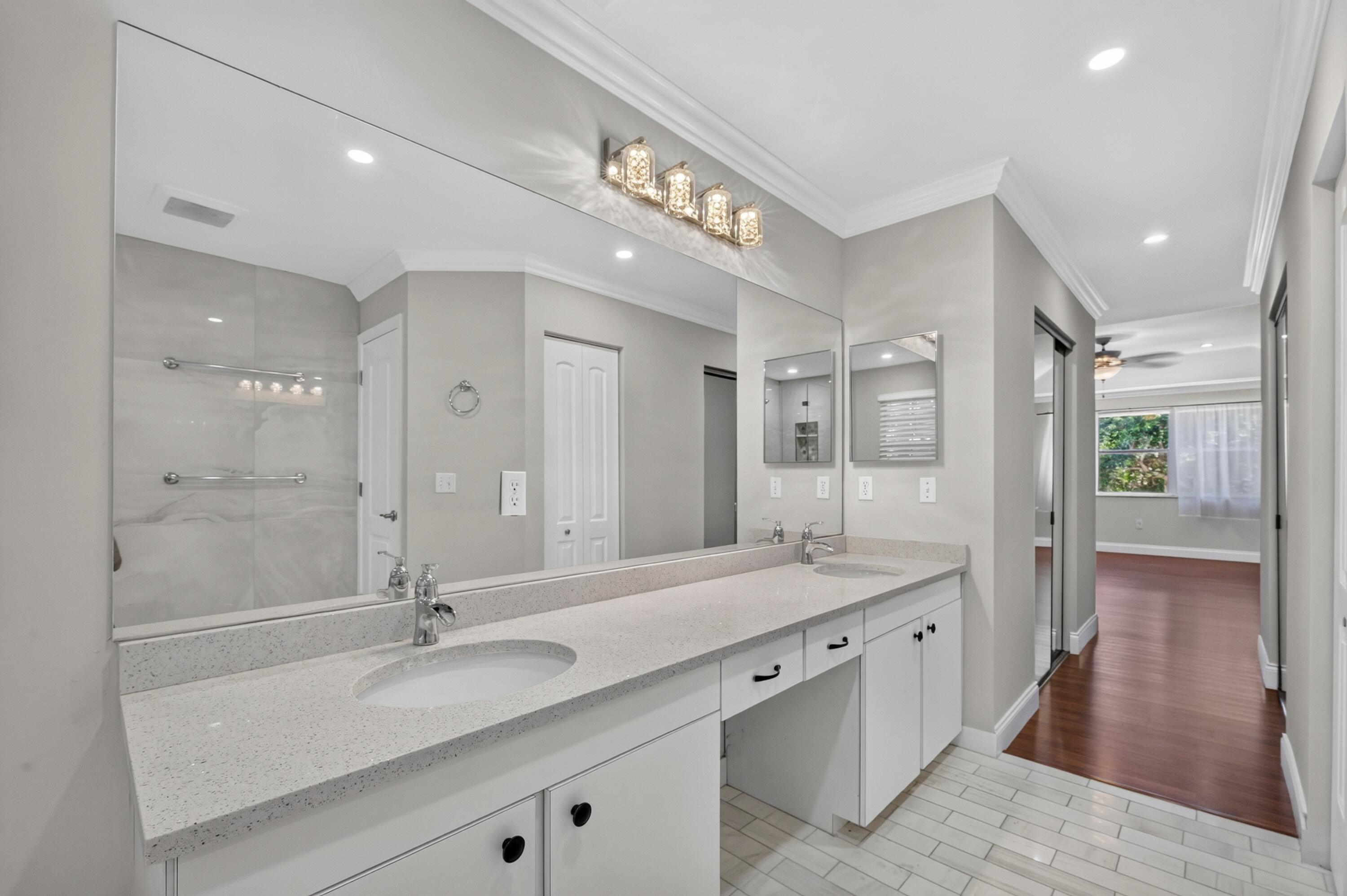 6765 NW 75th Place