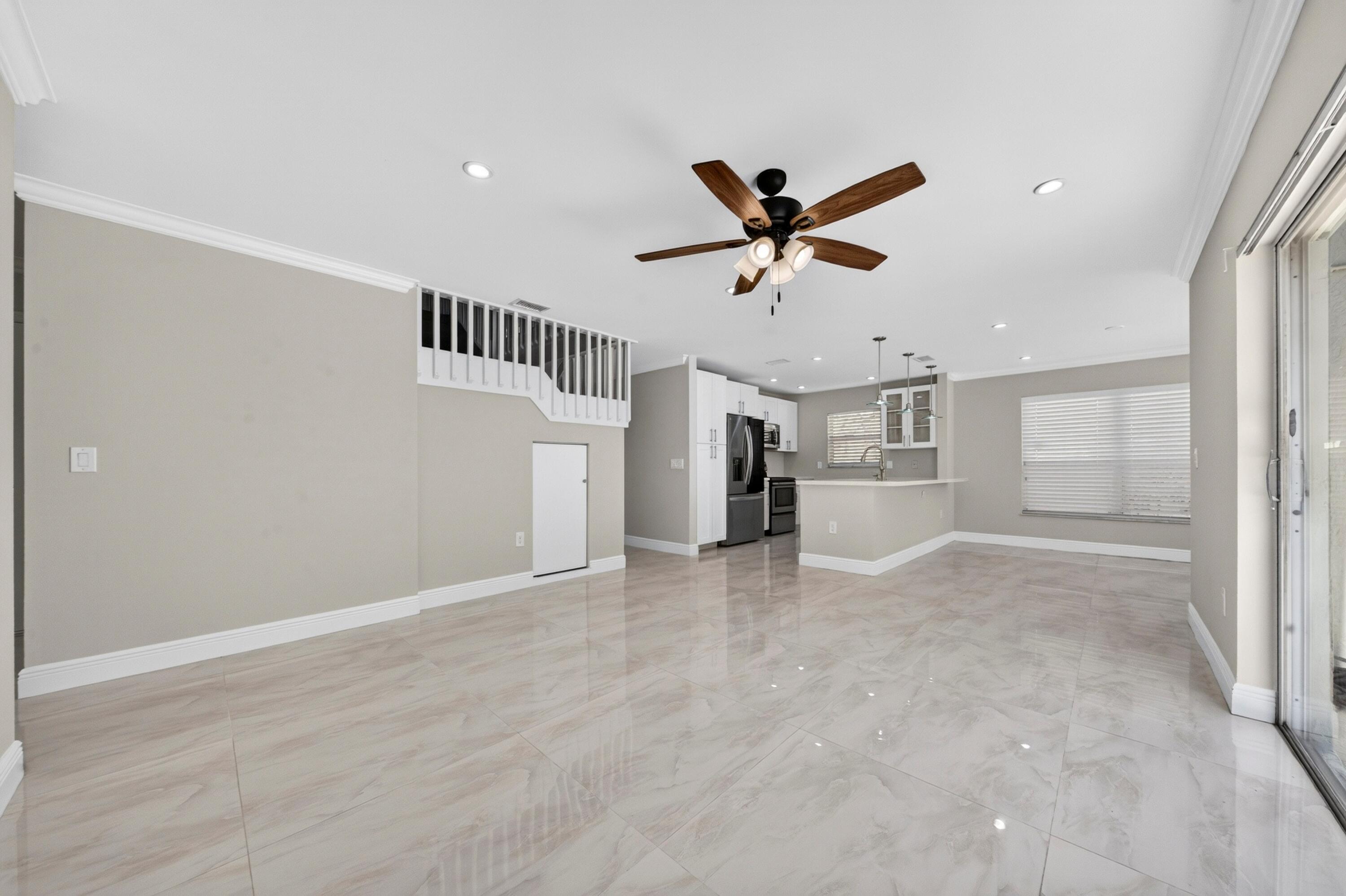 6765 NW 75th Place