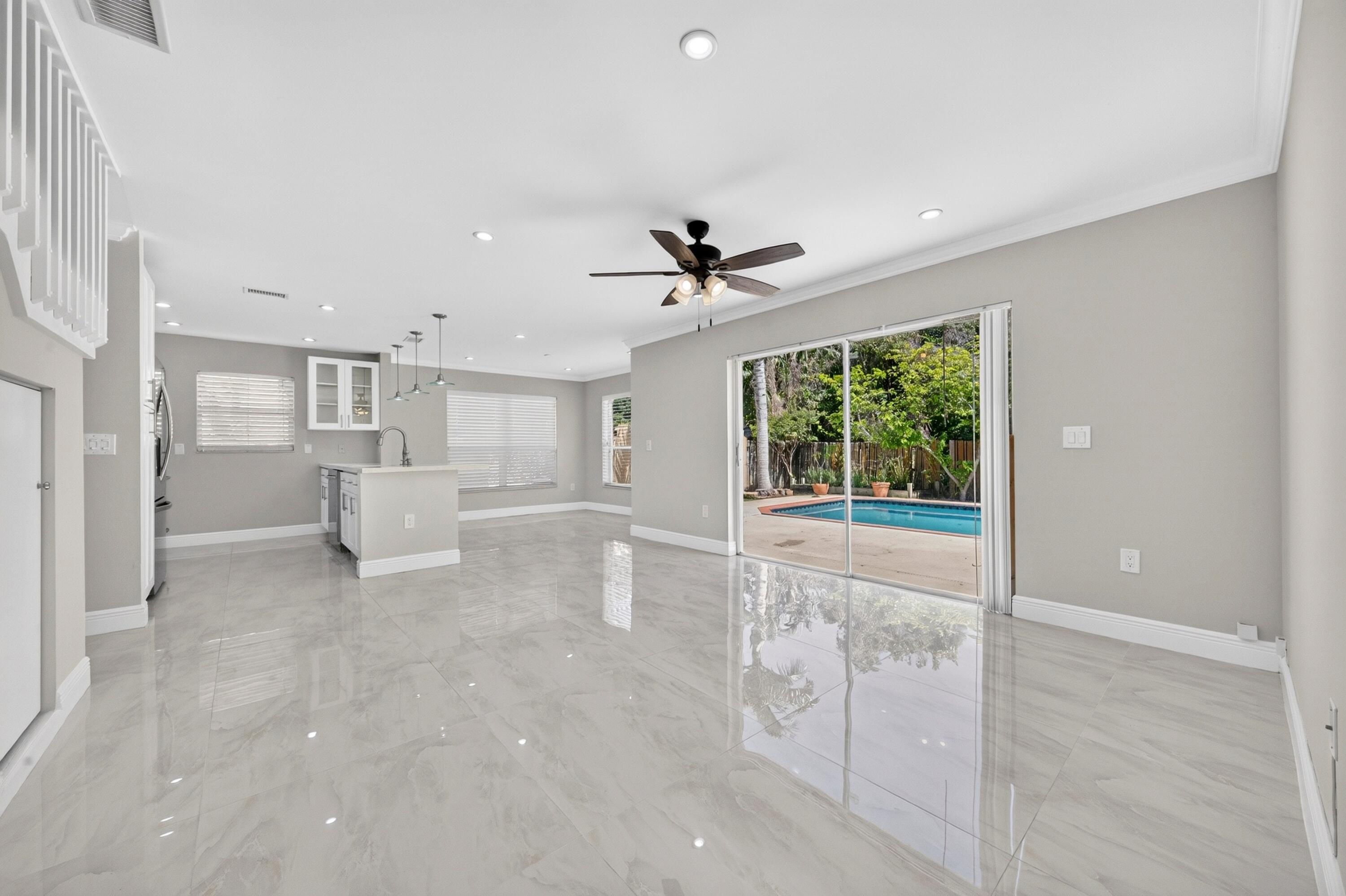 6765 NW 75th Place