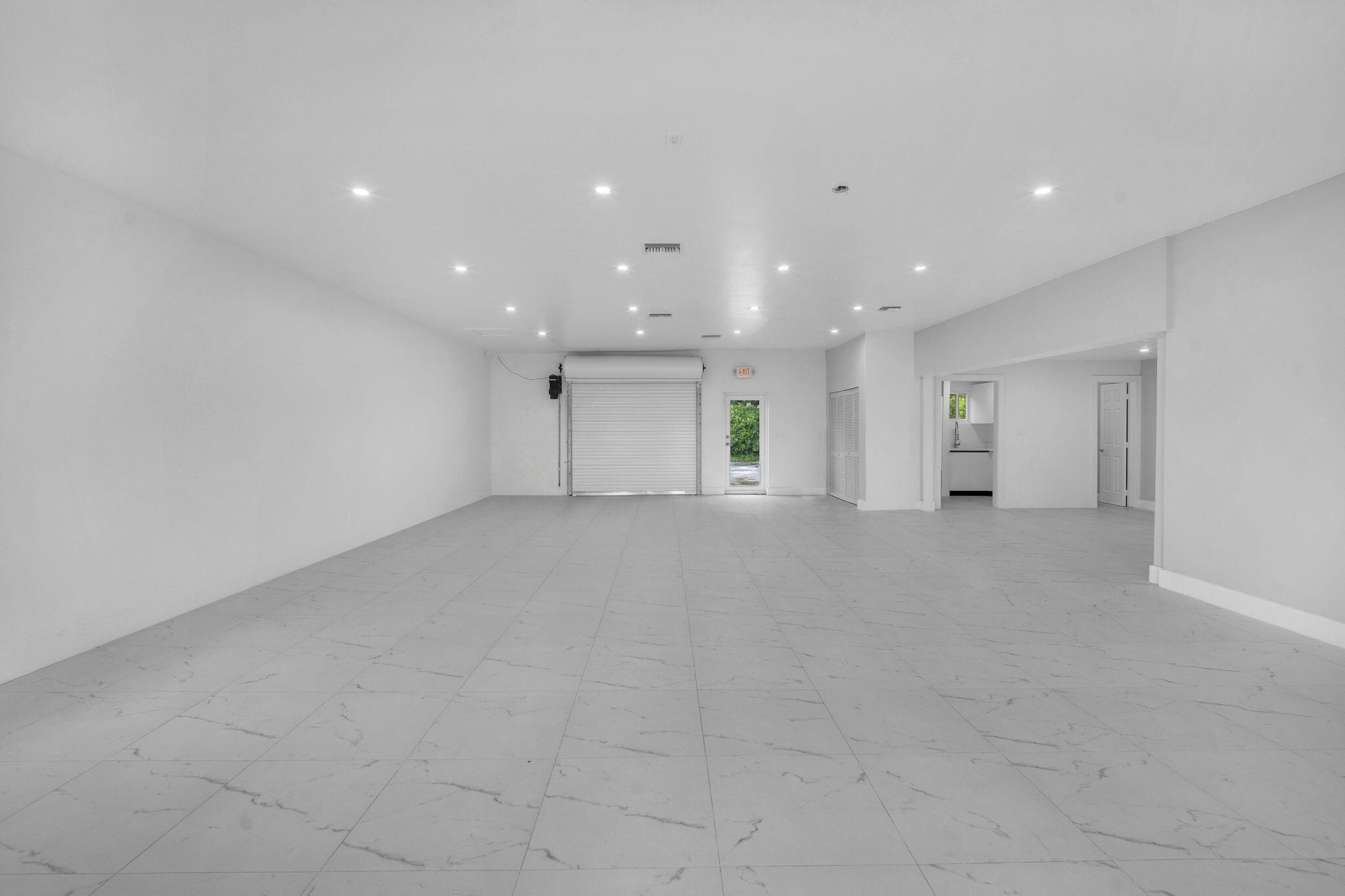 3311 N DIXIE