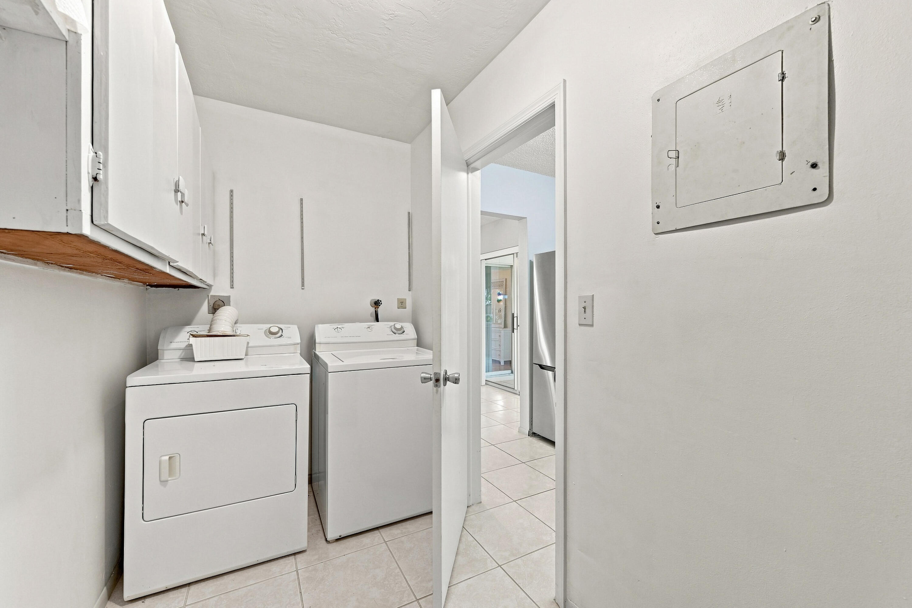 7104 NW 70TH Court