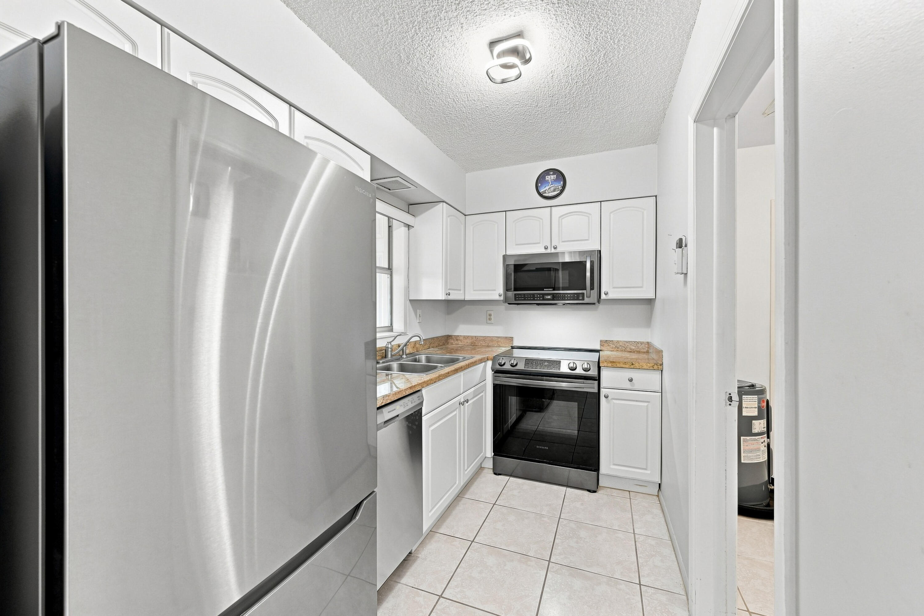7104 NW 70TH Court