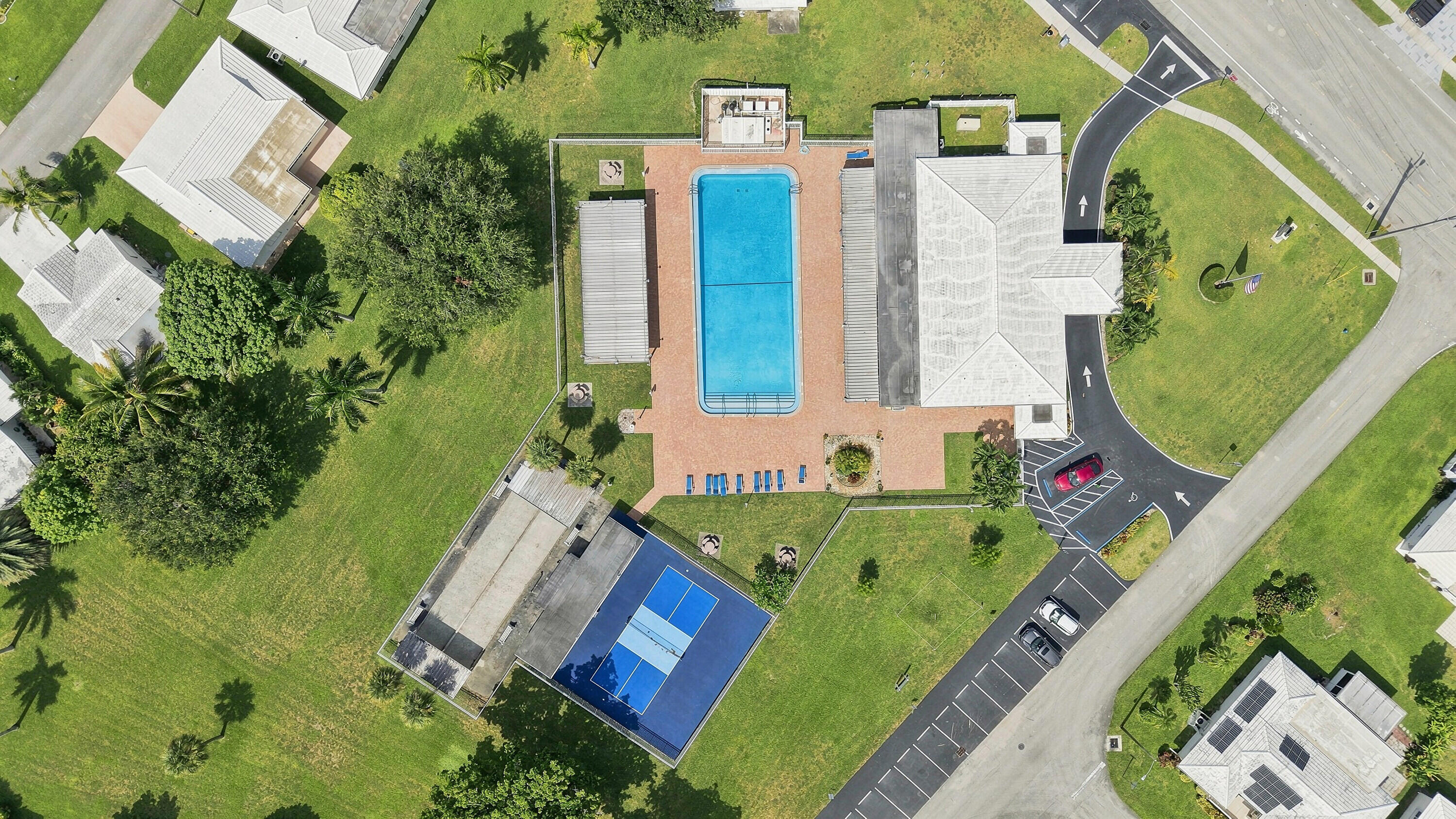 7104 NW 70TH Court