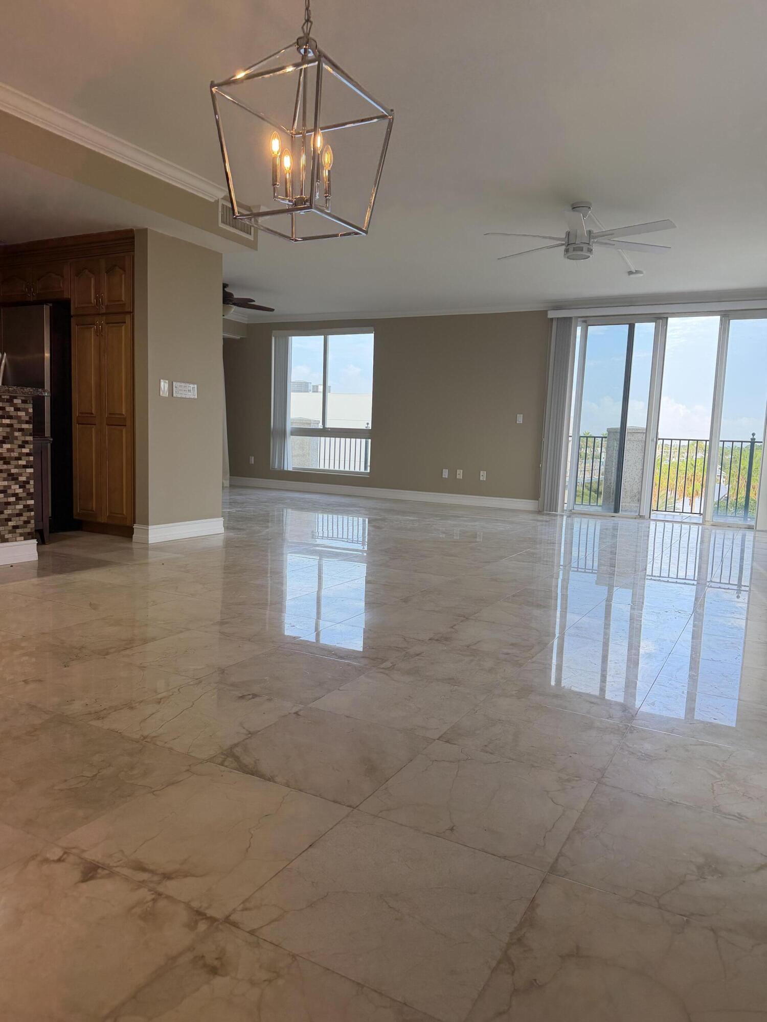 9 NE 20TH Avenue 503