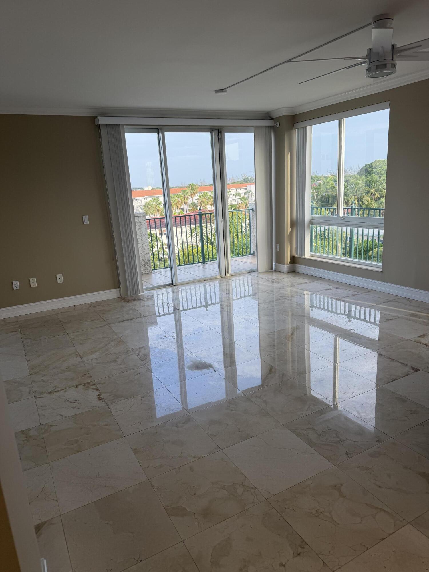 9 NE 20TH Avenue 503