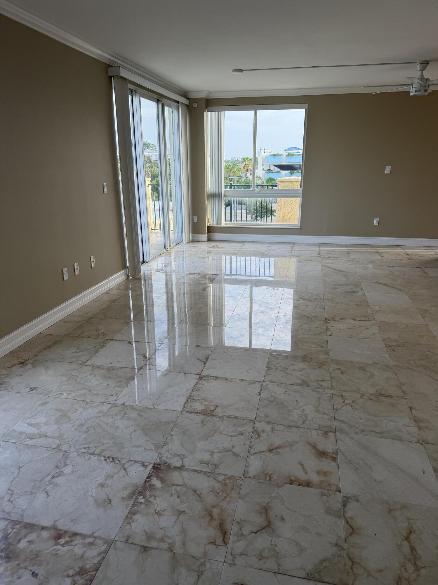 9 NE 20TH Avenue 503