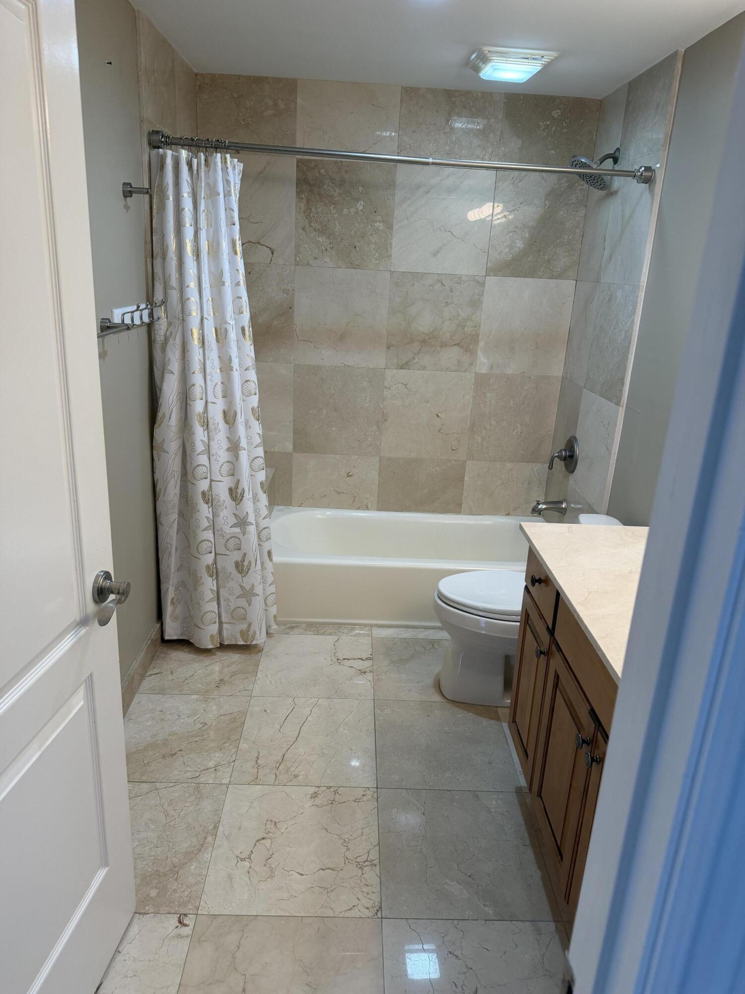 9 NE 20TH Avenue 503