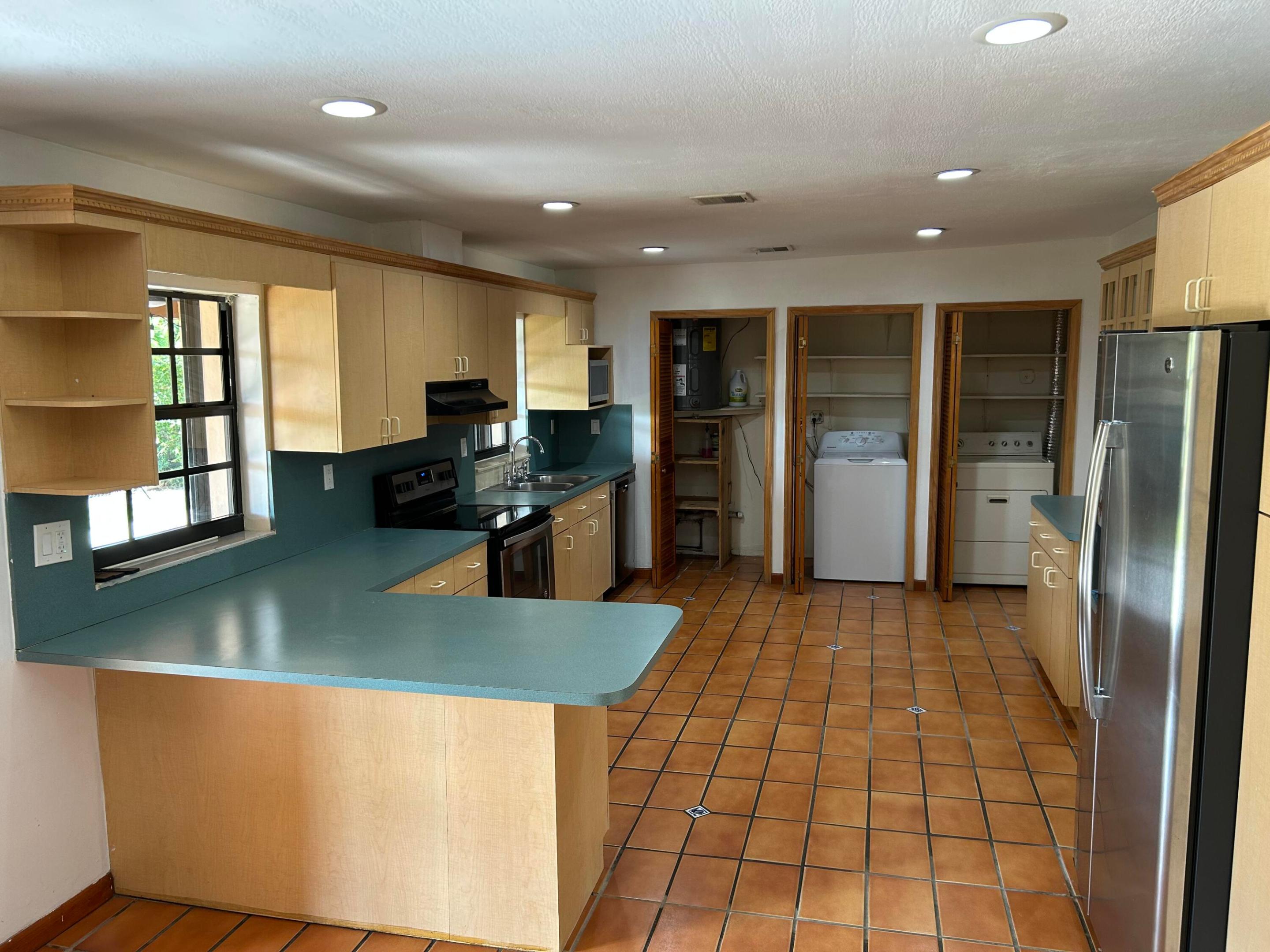 4900 SW 103RD Place 1