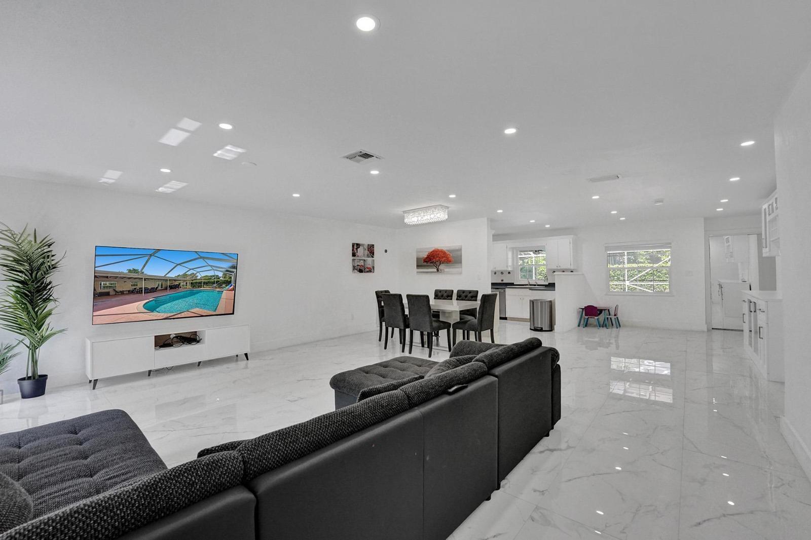 2109 NW 87TH Terrace