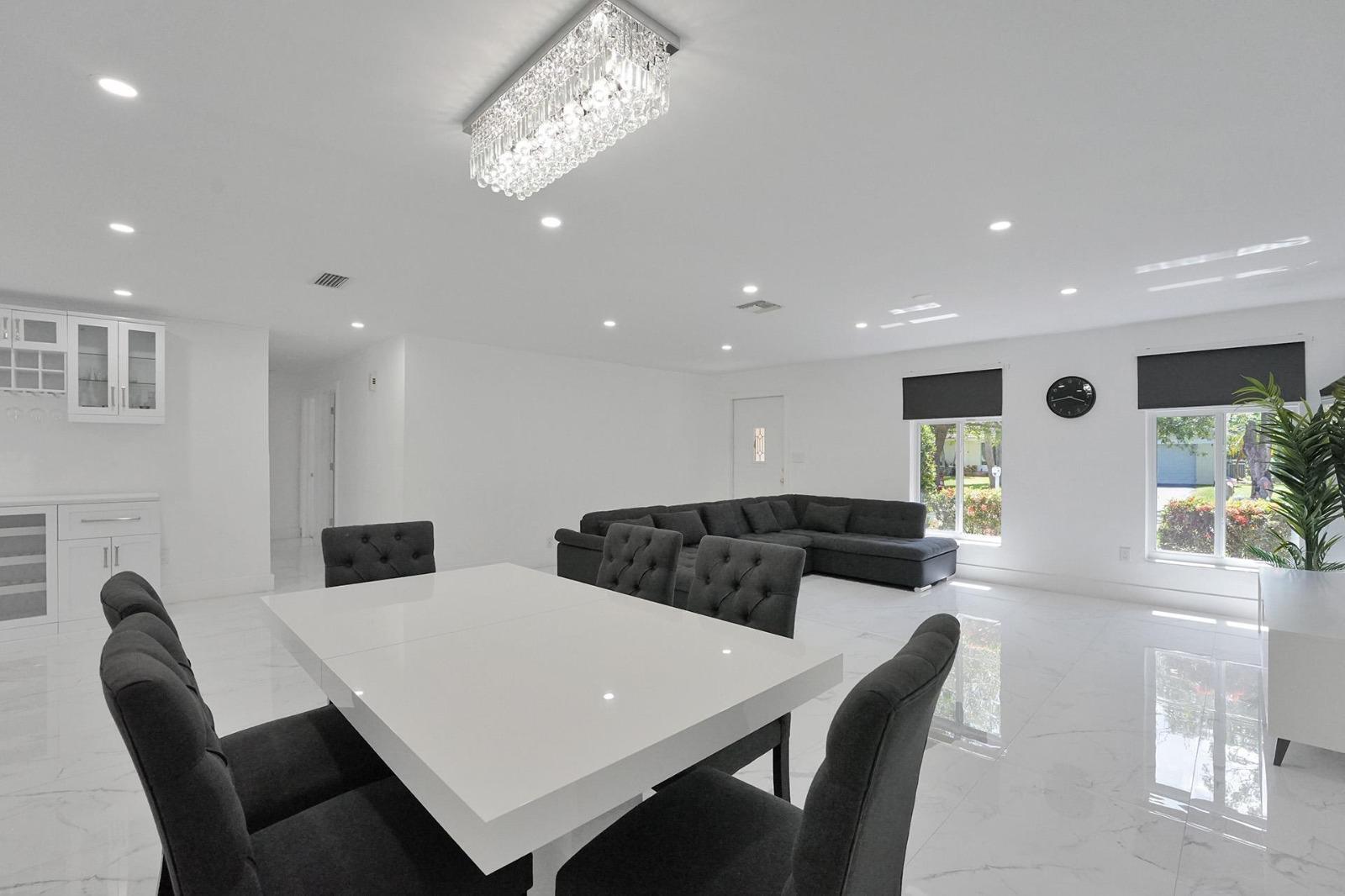2109 NW 87TH Terrace