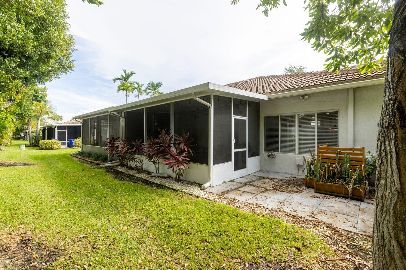 1271 SW 48TH Terrace