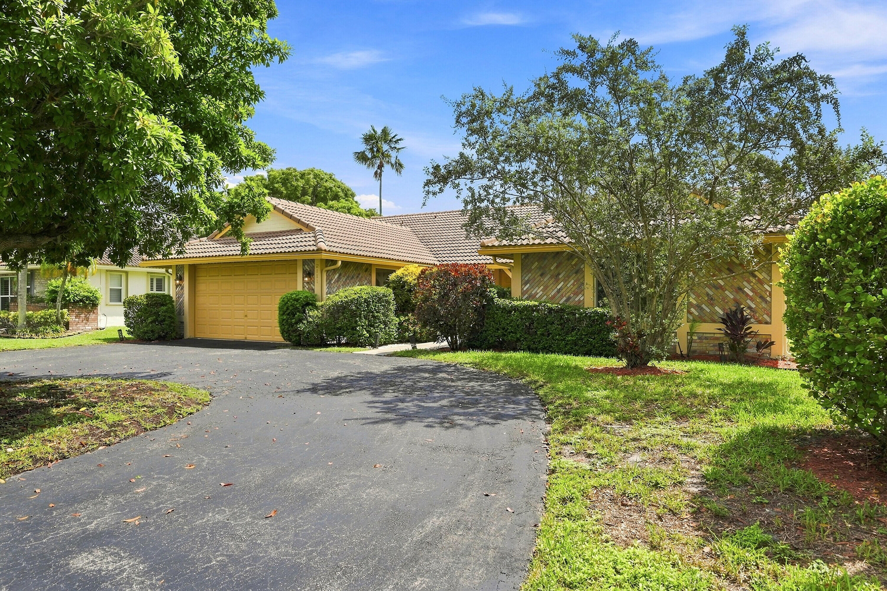 2111 NW 86TH Way