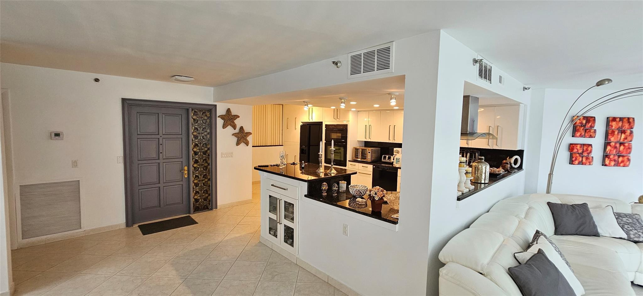 2575 S Ocean Boulevard 107S