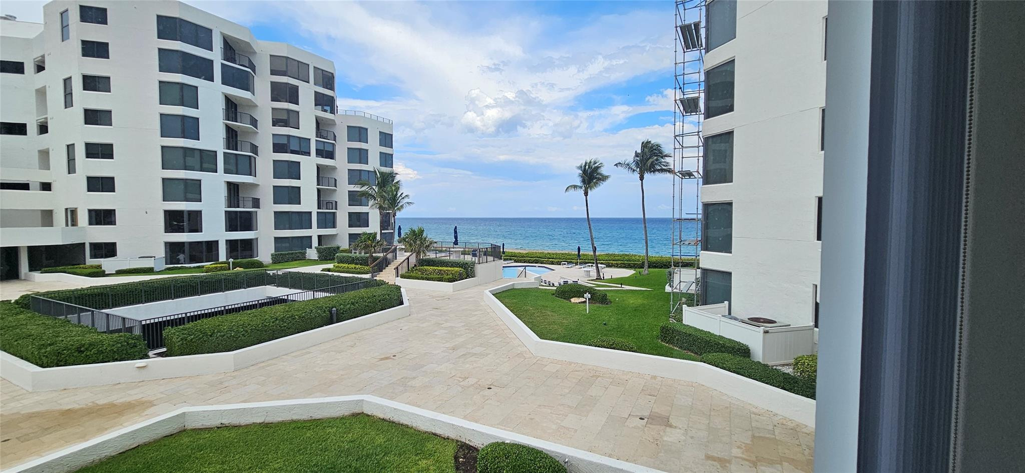 2575 S Ocean Boulevard 107S