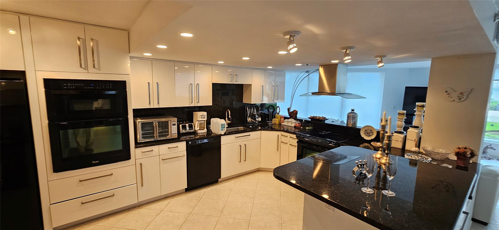 2575 S Ocean Boulevard 107S