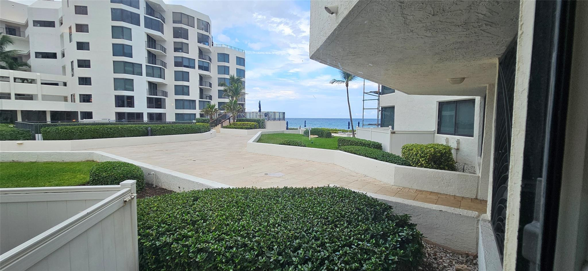 2575 S Ocean Boulevard 107S