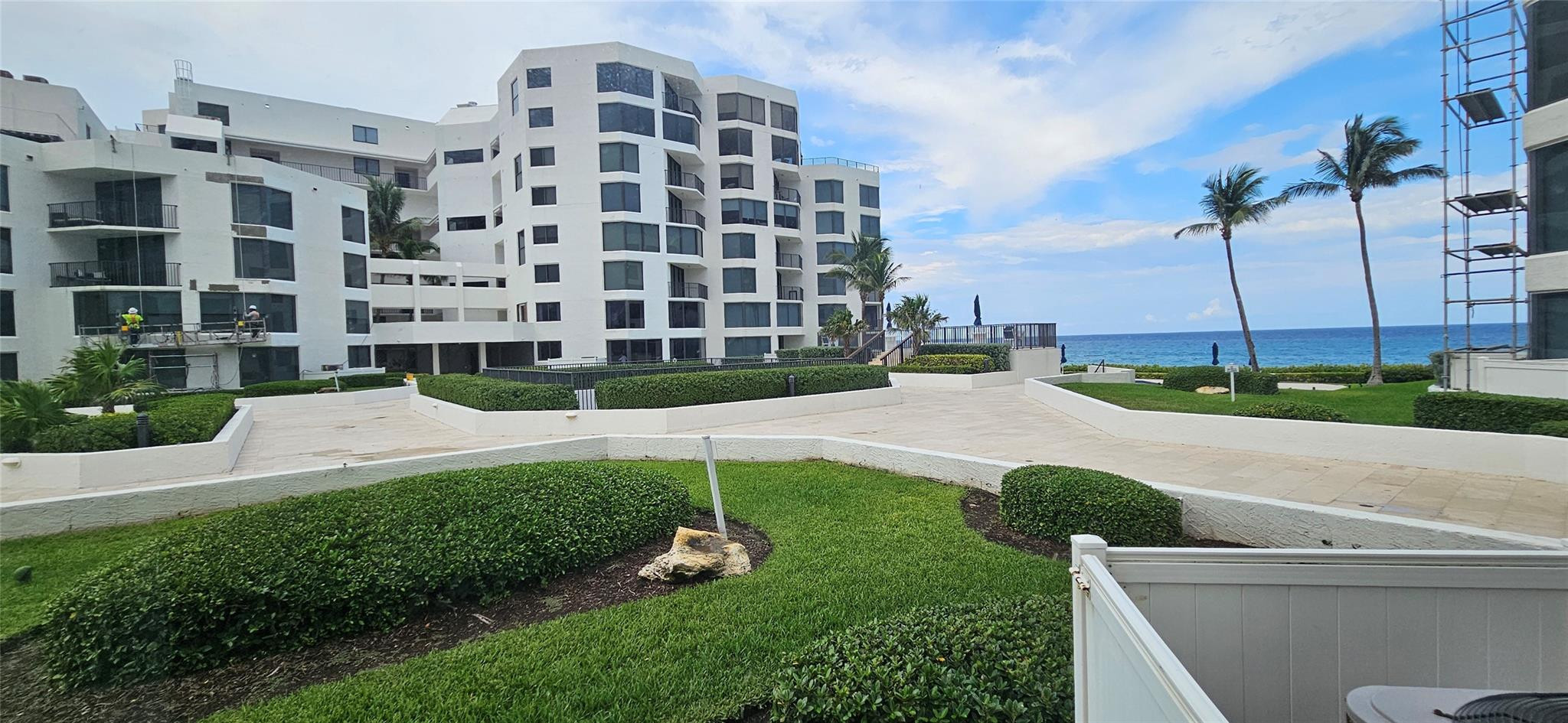 2575 S Ocean Boulevard 107S