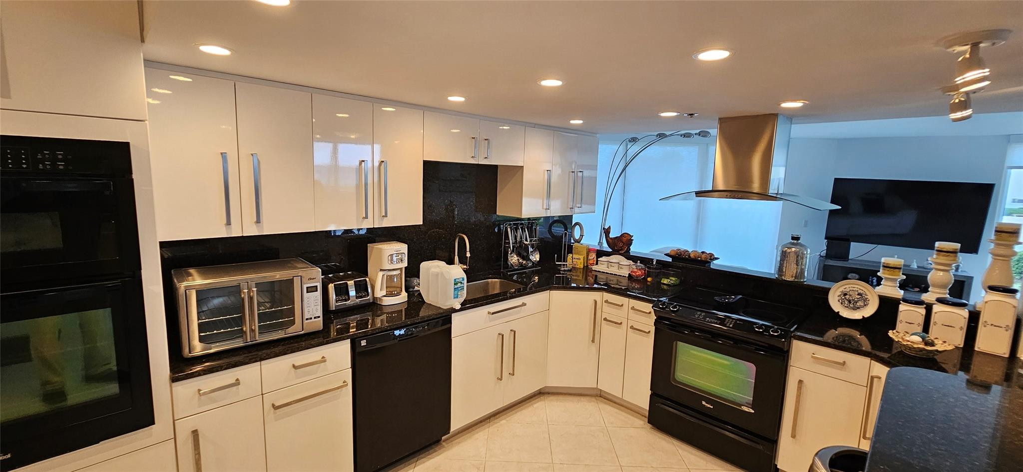2575 S Ocean Boulevard 107S