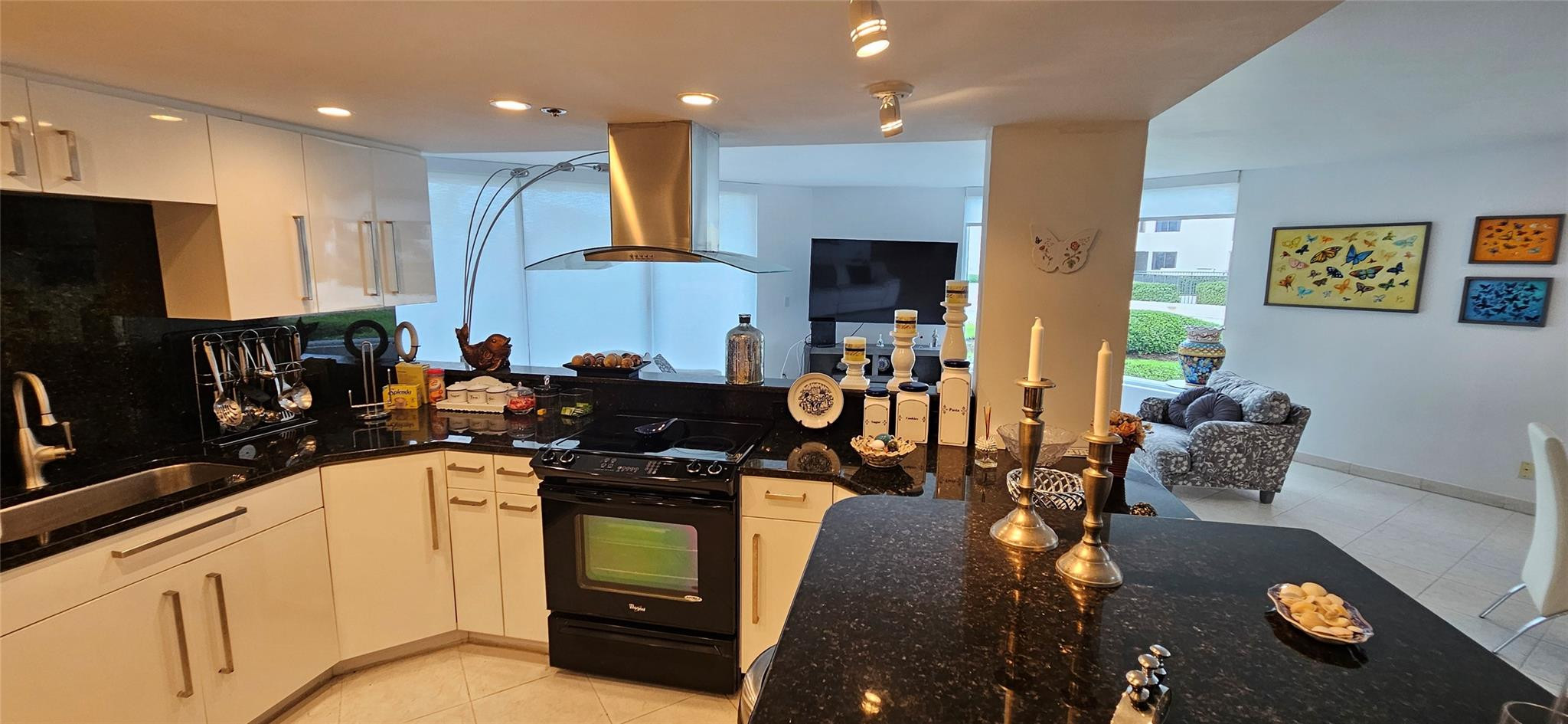 2575 S Ocean Boulevard 107S