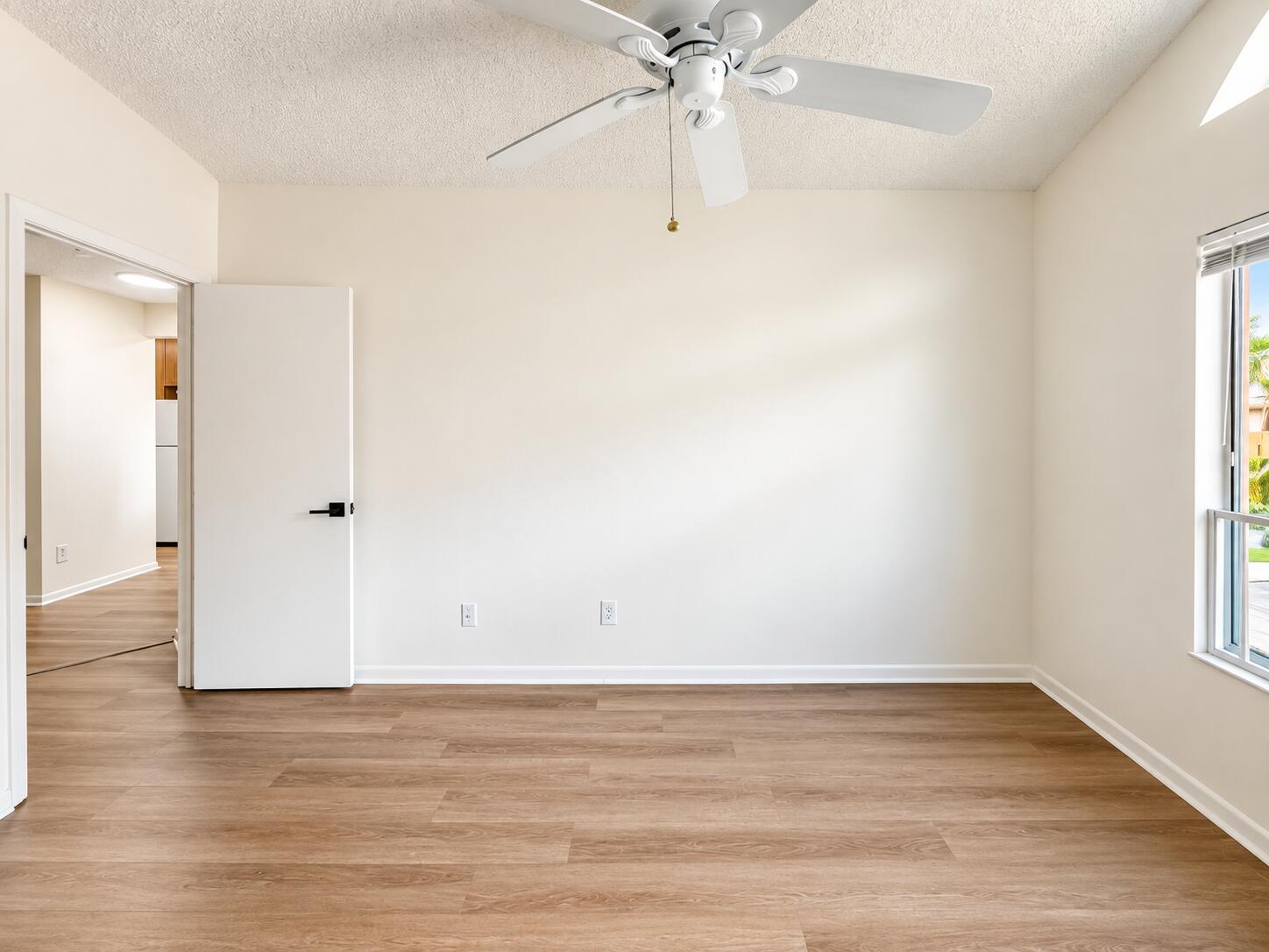 1172 CORAL CLUB Drive 1172