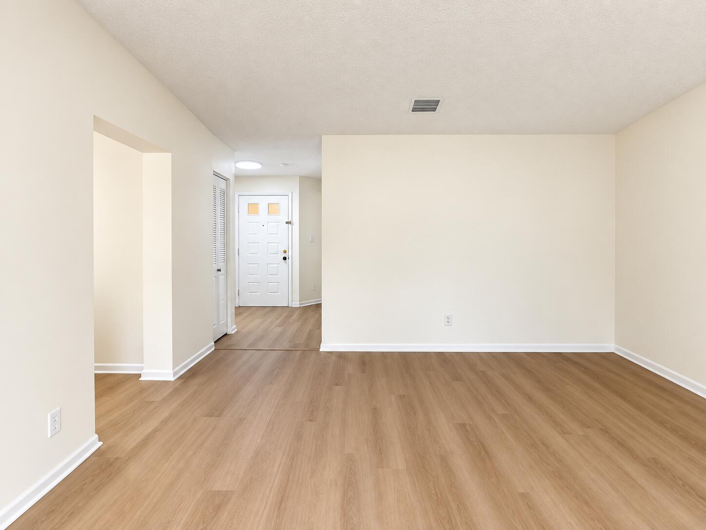 1172 CORAL CLUB Drive 1172