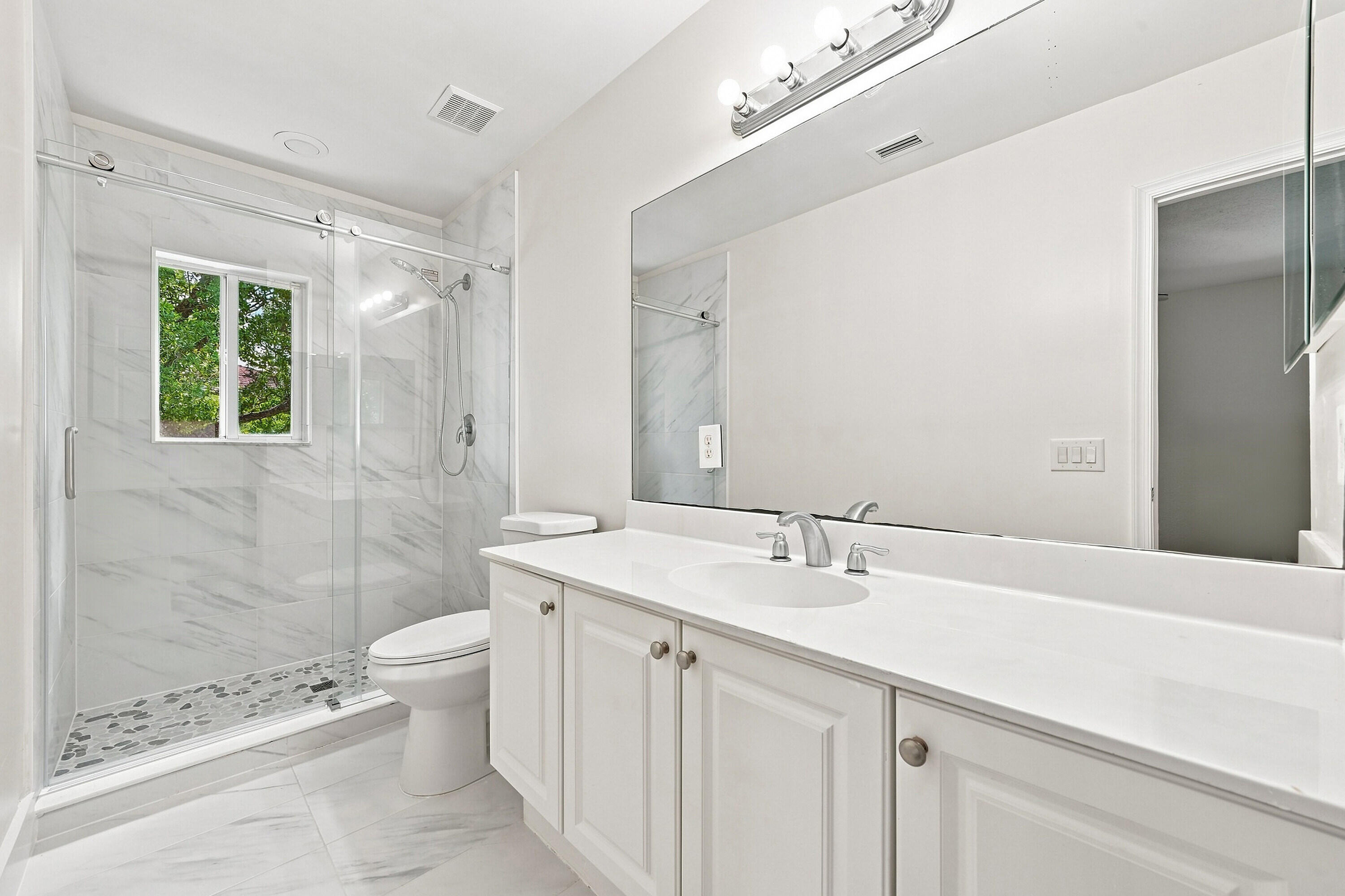 6720 CYPRESS WALK Terrace