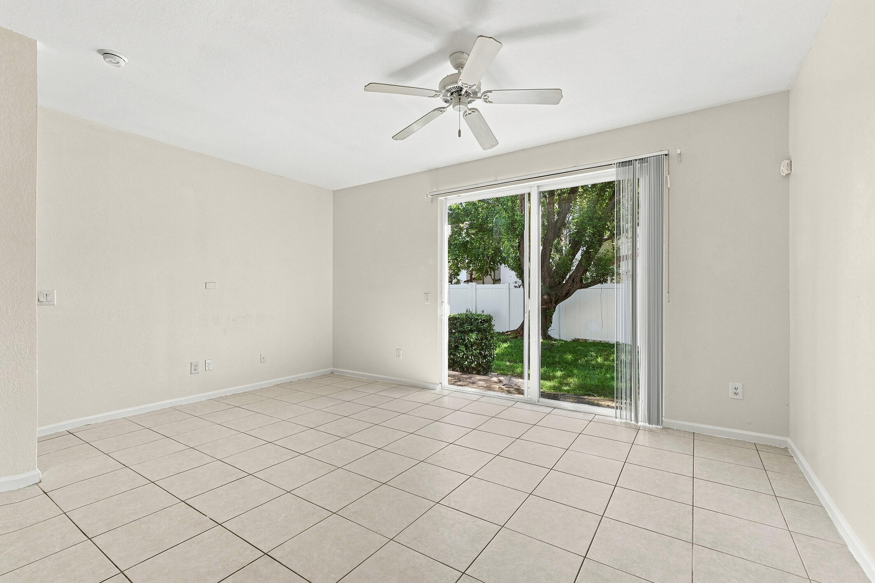 6720 CYPRESS WALK Terrace