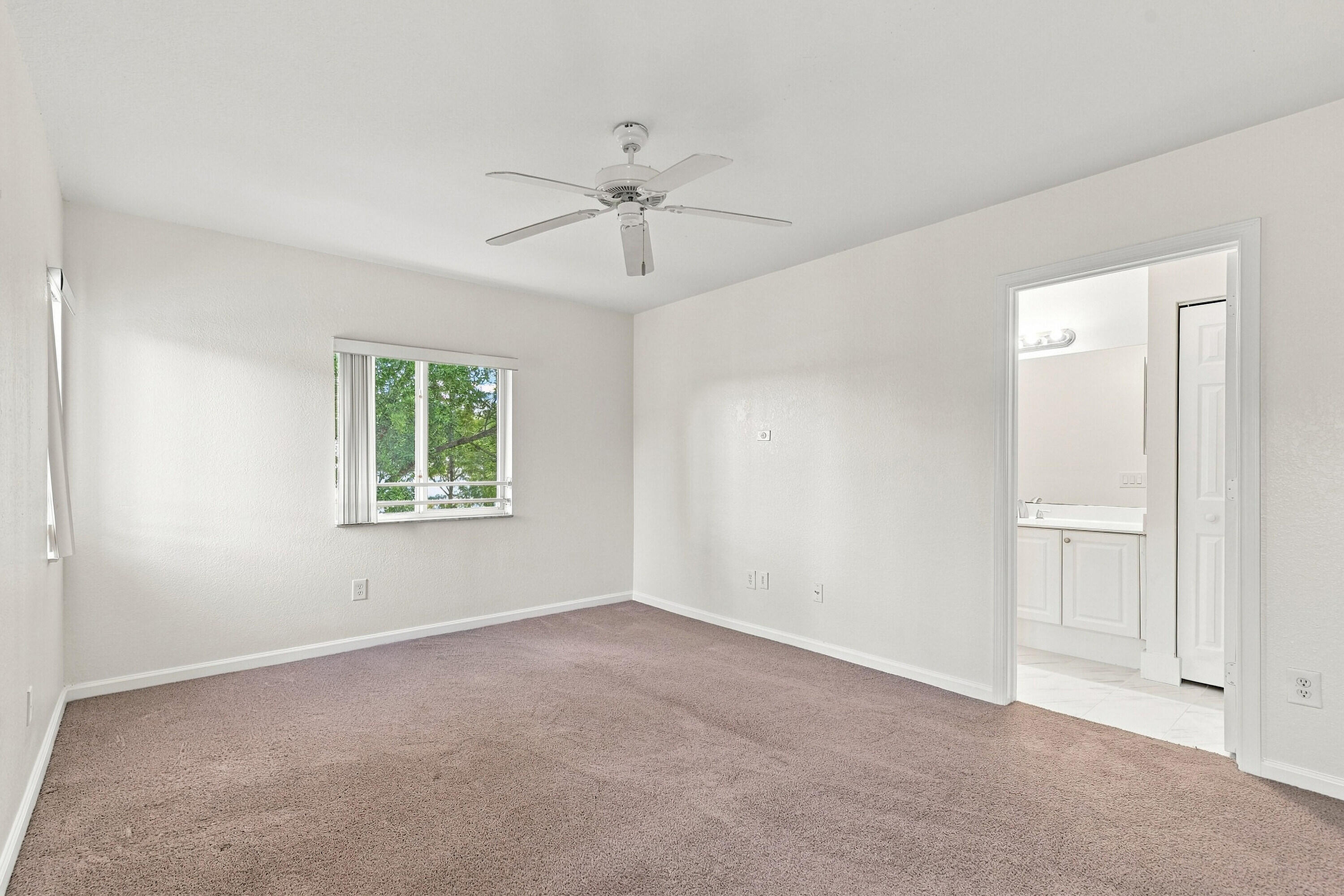 6720 CYPRESS WALK Terrace