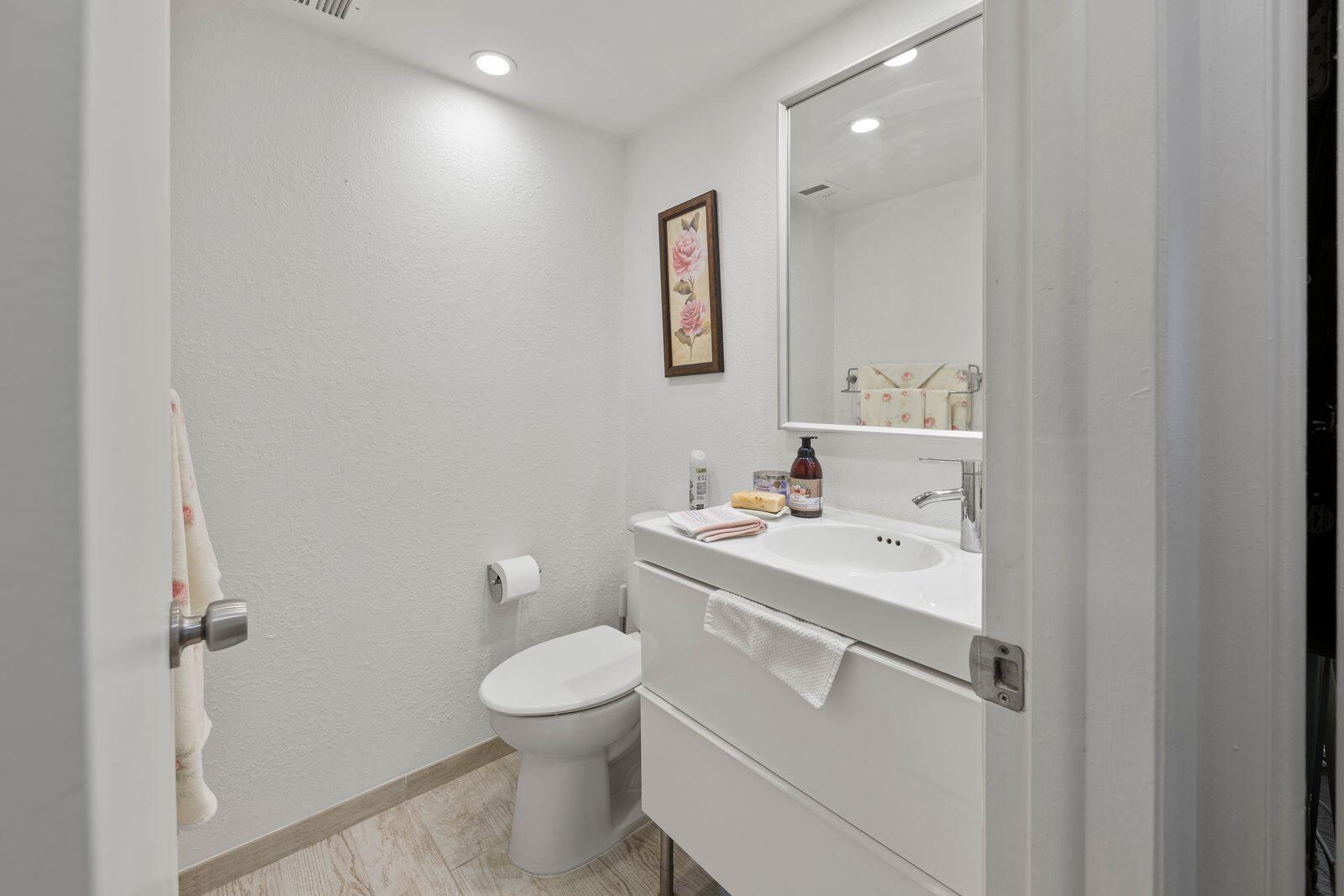 10442 Sunrise Lakes Boulevard Unit: 212