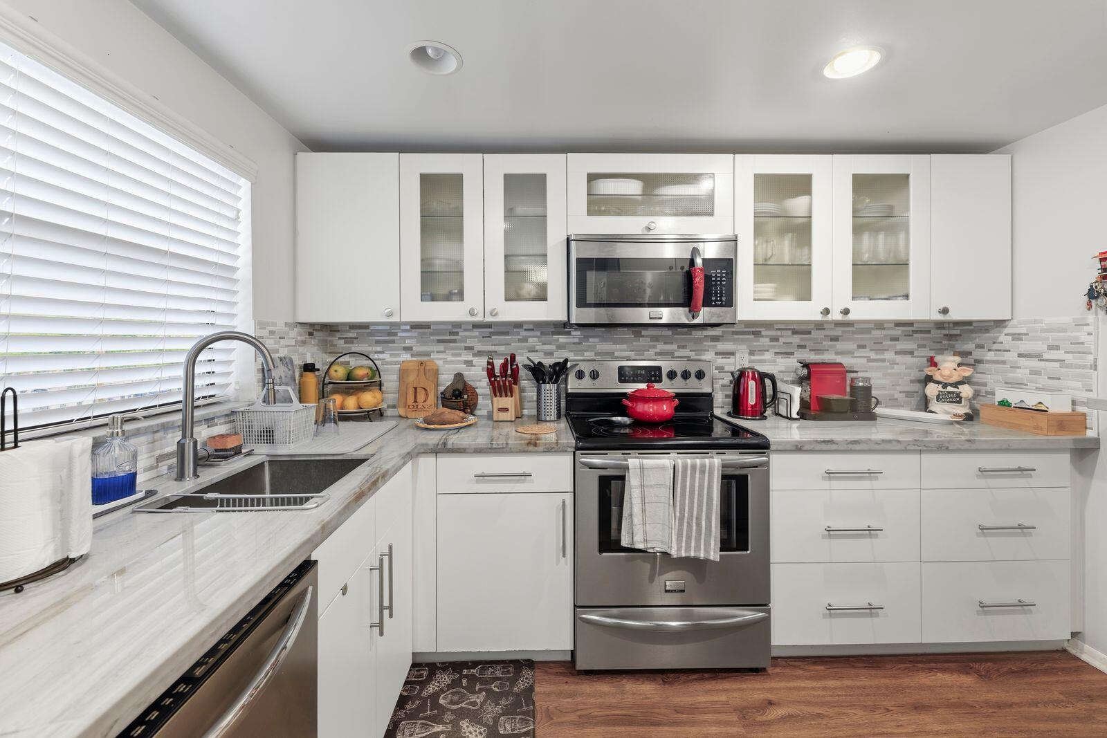 10442 Sunrise Lakes Boulevard Unit: 212