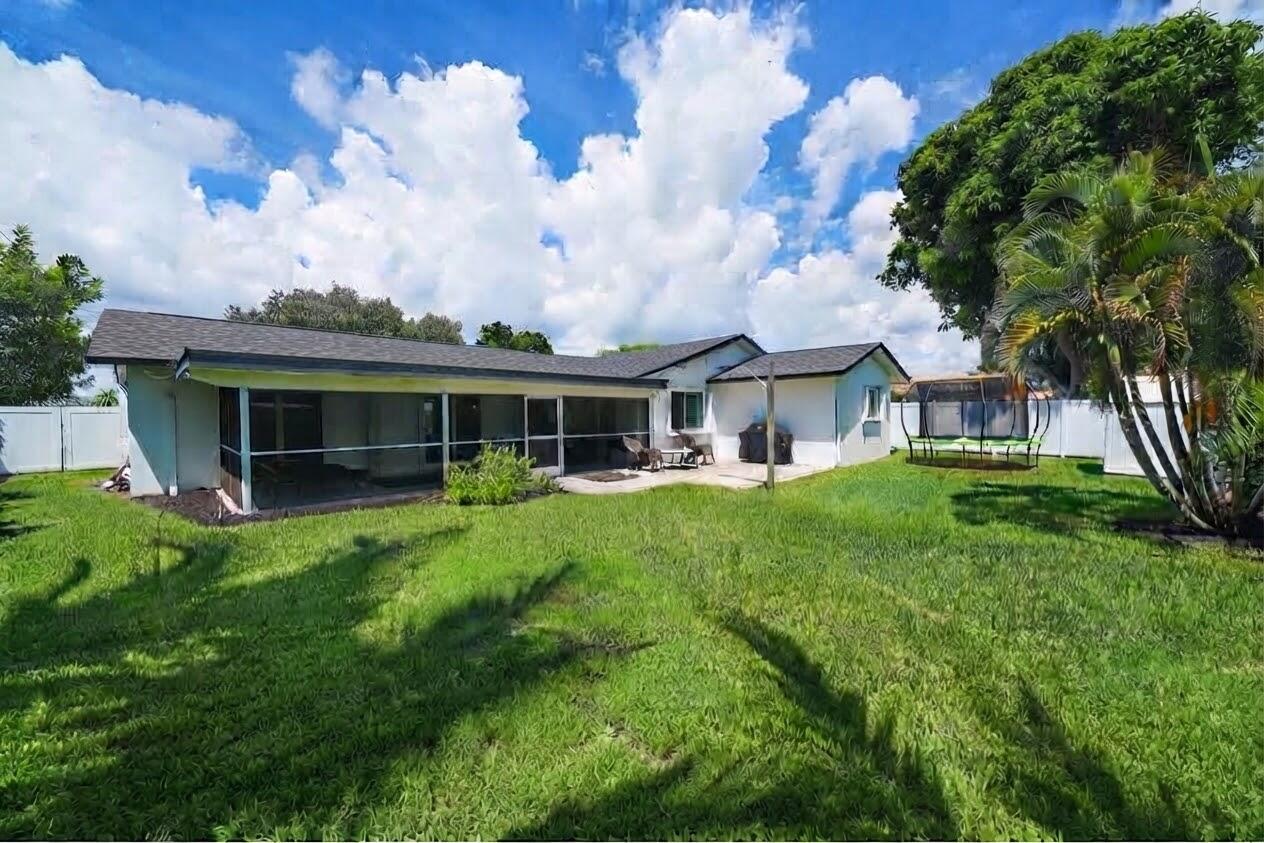 528 NW 15TH Avenue