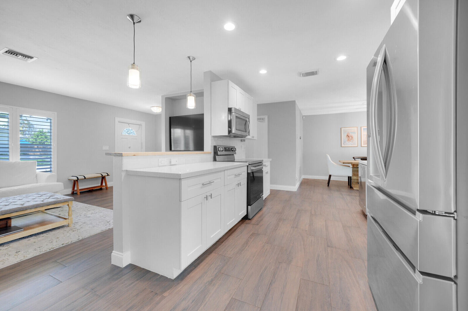 528 NW 15TH Avenue