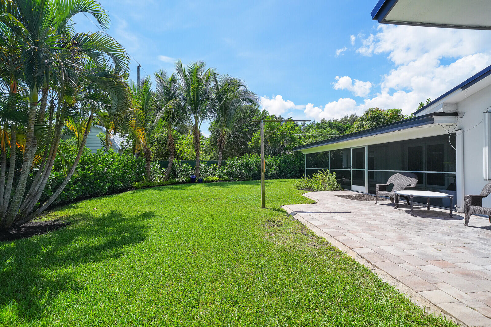 528 NW 15TH Avenue