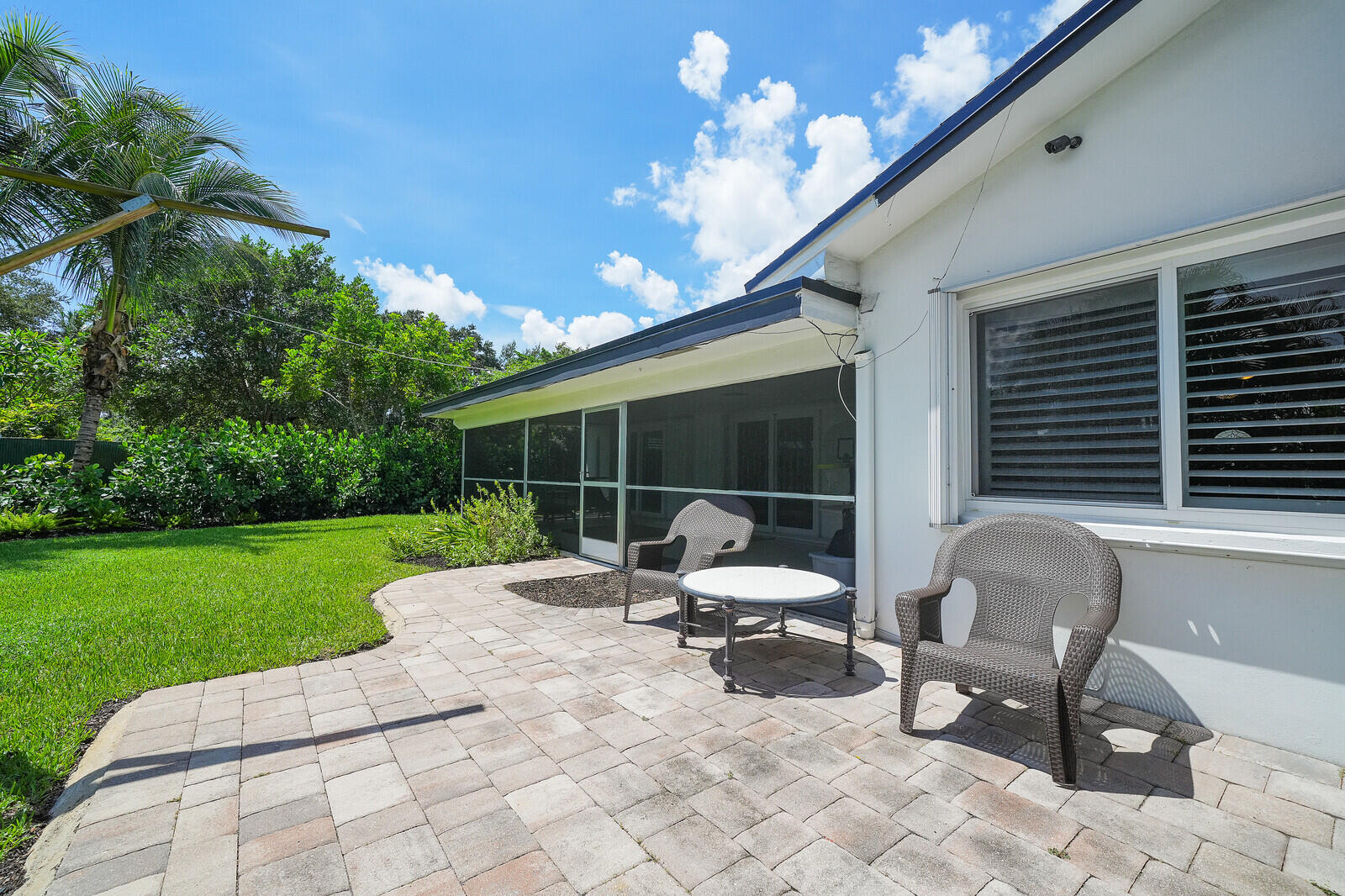 528 NW 15TH Avenue