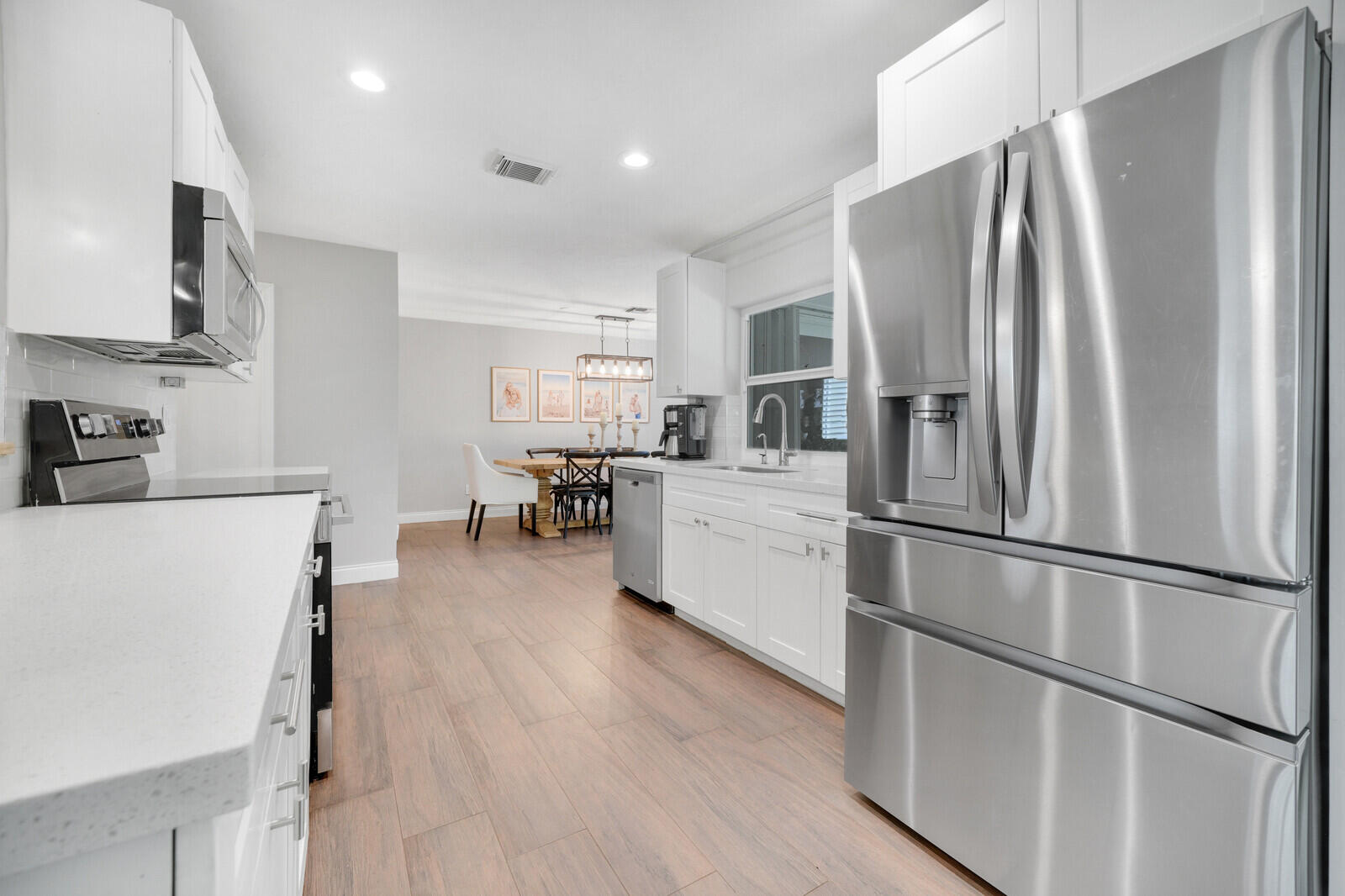 528 NW 15TH Avenue